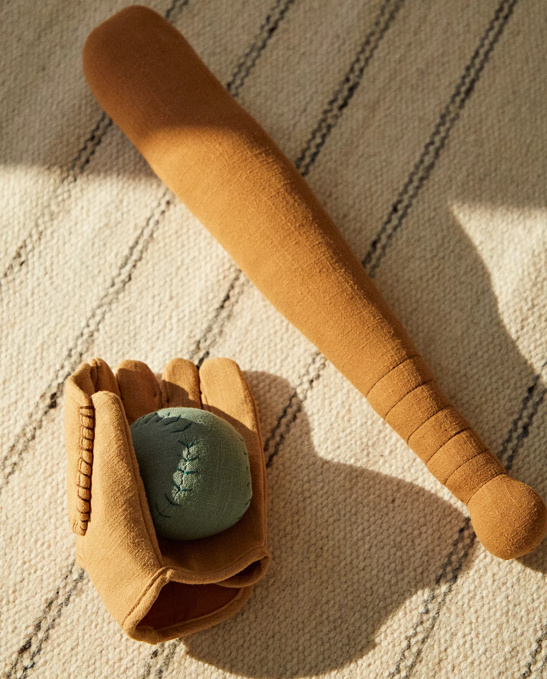 baseball_toy_set_2-1.webp ZARA Home Baseball Toy Set Multicolored Hot