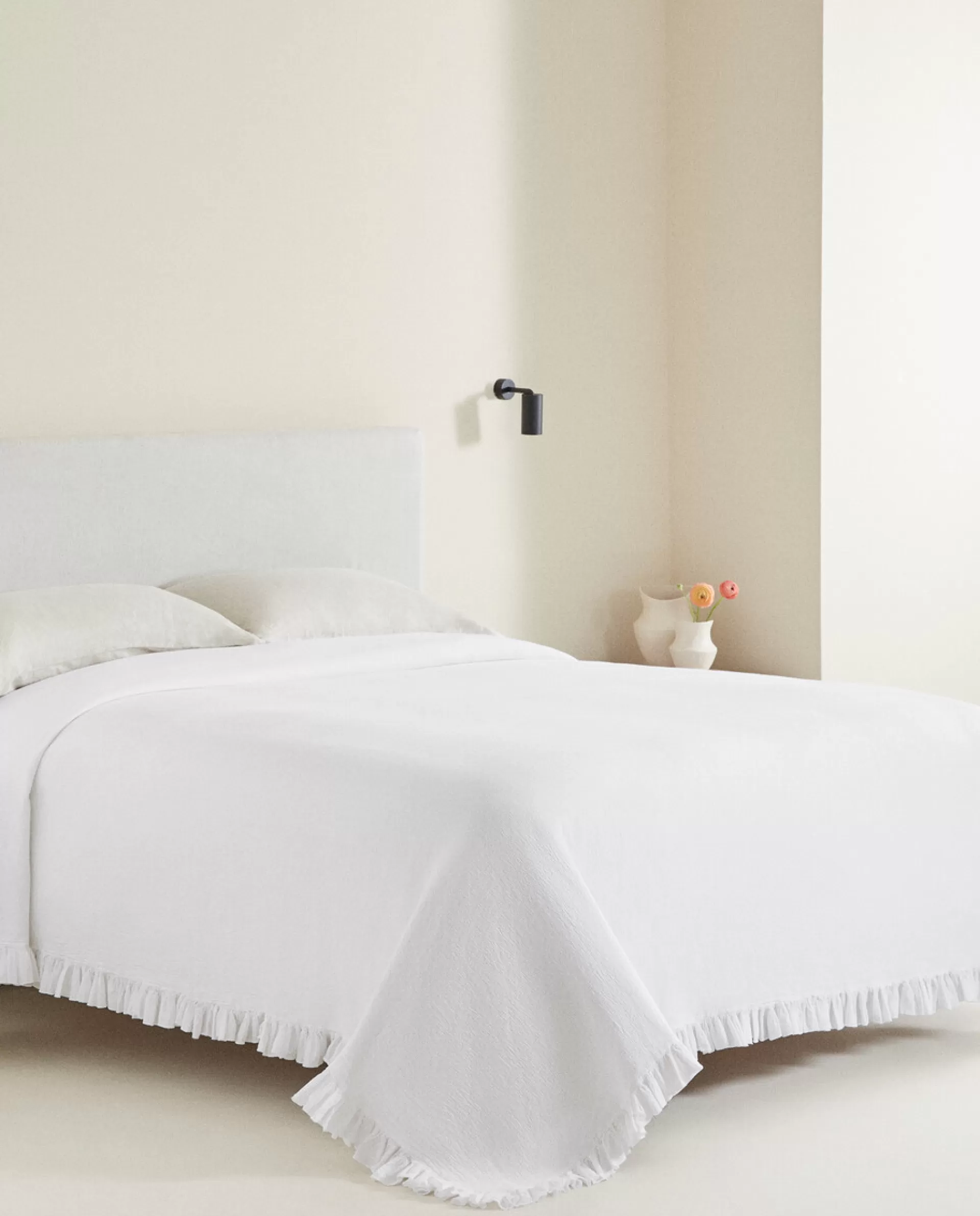 ZARA Home Bedspread With Pleated Ruffle White Online