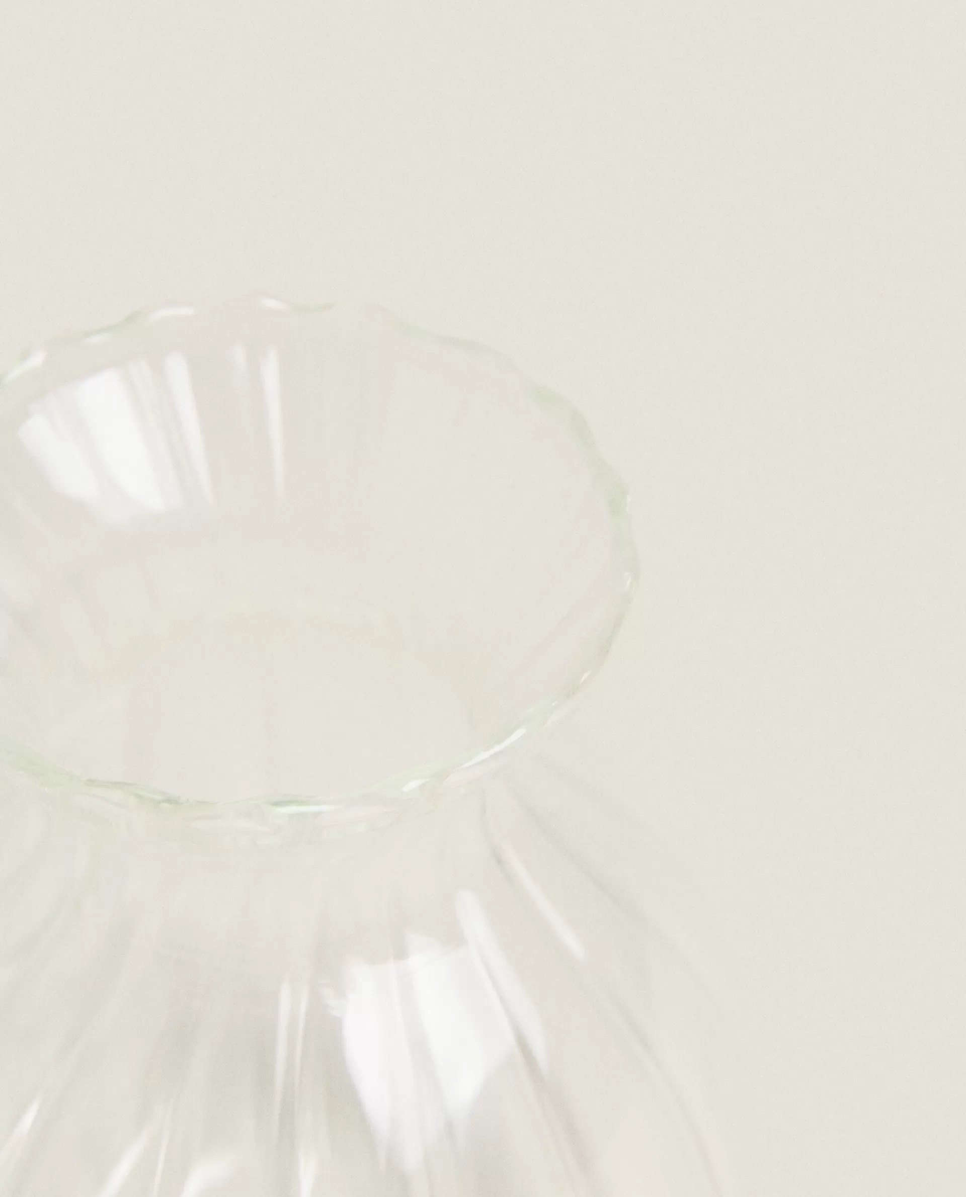 borosilicate_glass_vase_with_lines_3-3.webp ZARA Home Borosilicate Glass Vase With Lines Transparent Flash Sale
