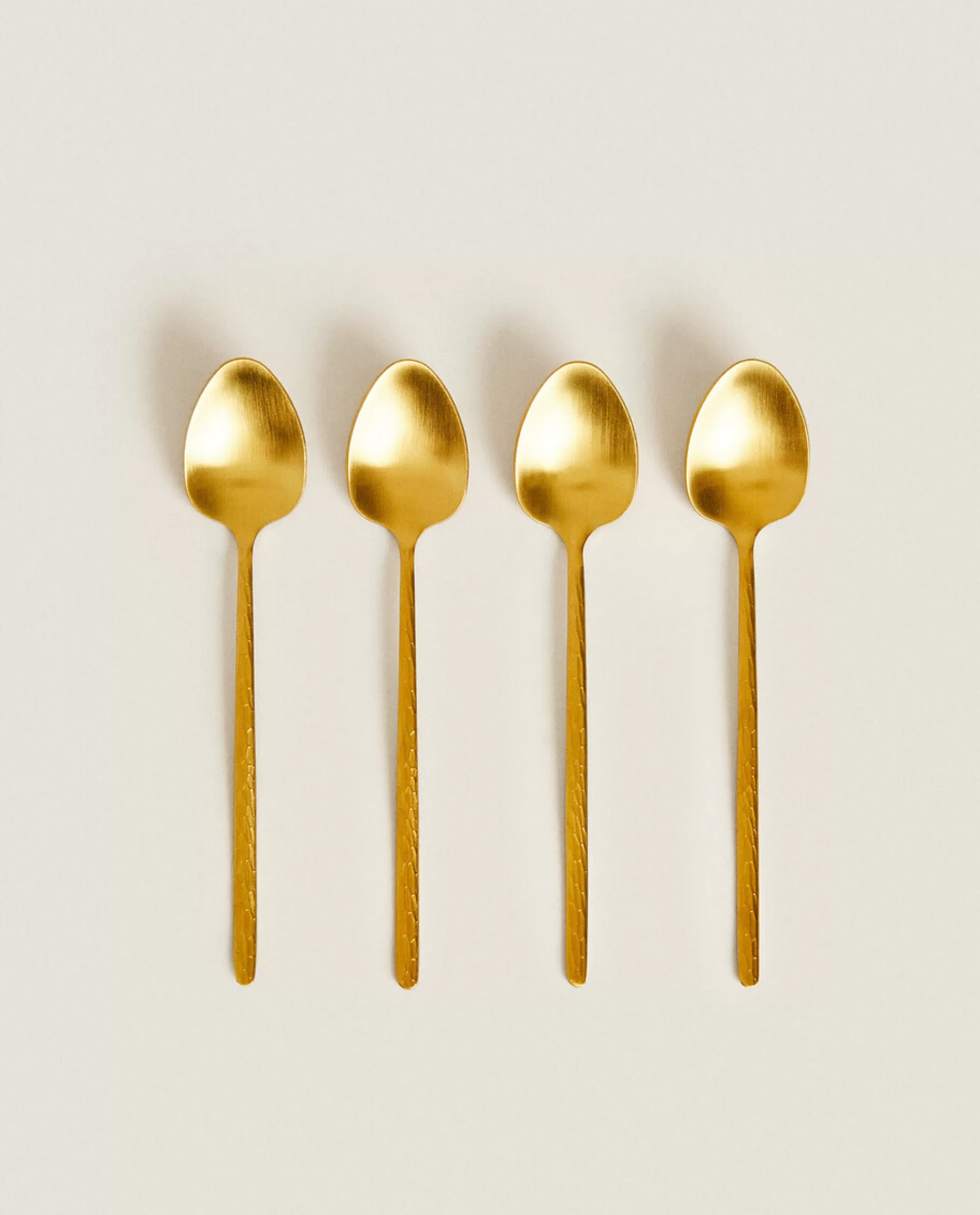 ZARA Home Box Of 4 Dessert Spoons With Hammered Handle Golden Online