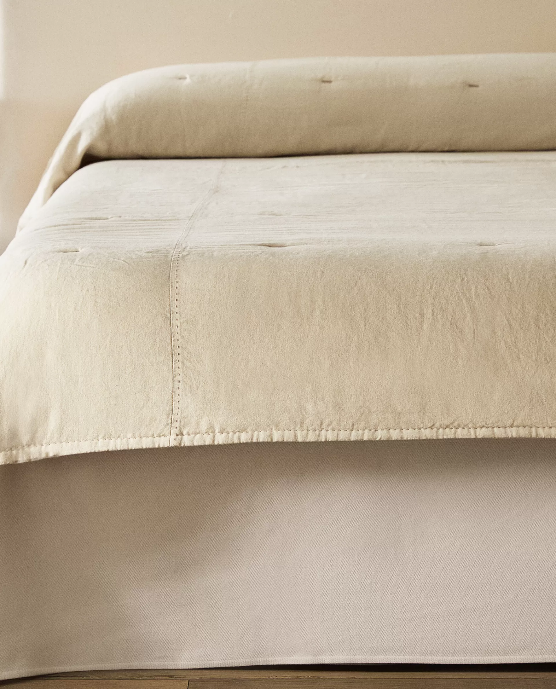 cotton_pique_bedskirt_2-1.webp ZARA Home Cotton Pique Bedskirt White Discount