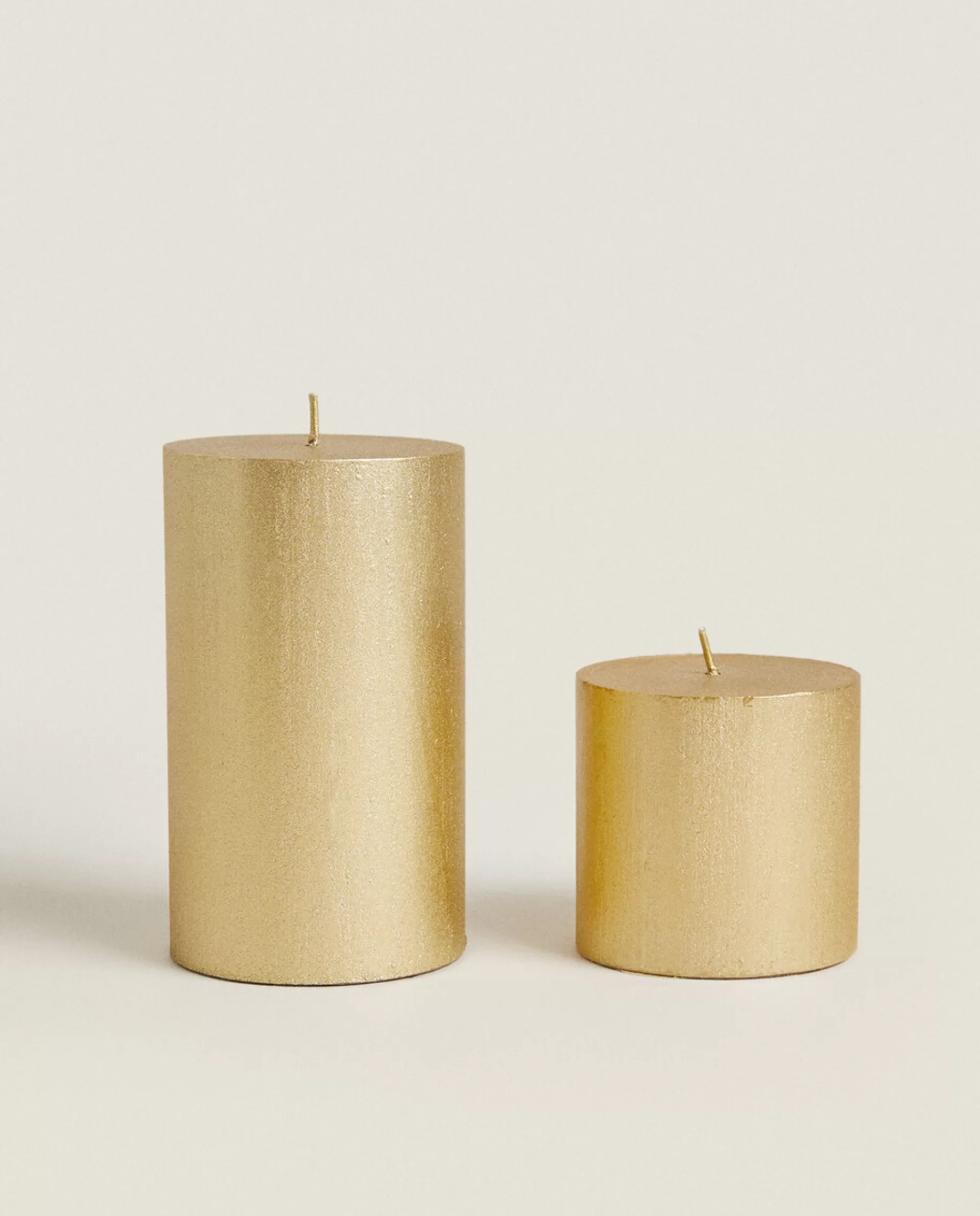 ZARA Home Cylindrical Christmas Candle Golden Shop