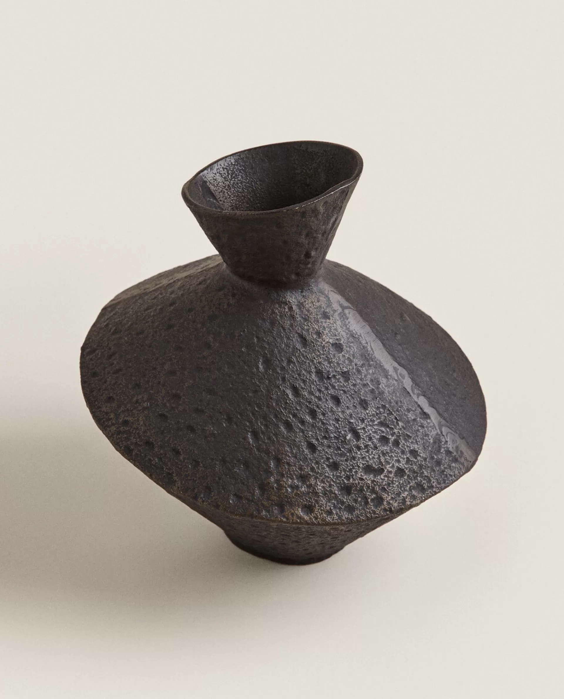 ZARA Home Dark Vase Black Sale