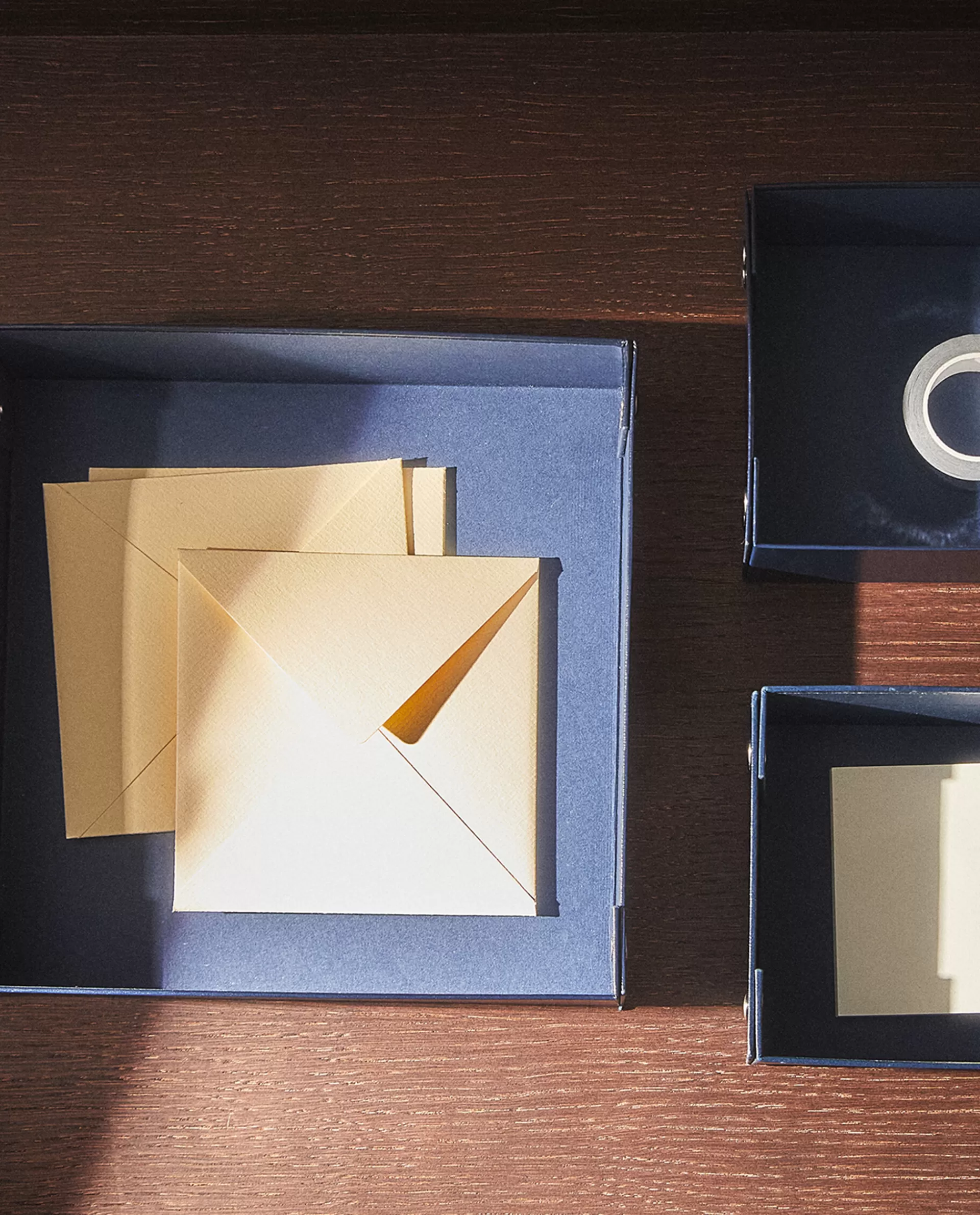 desk_tray_2-1.webp ZARA Home Desk Tray Blue Discount