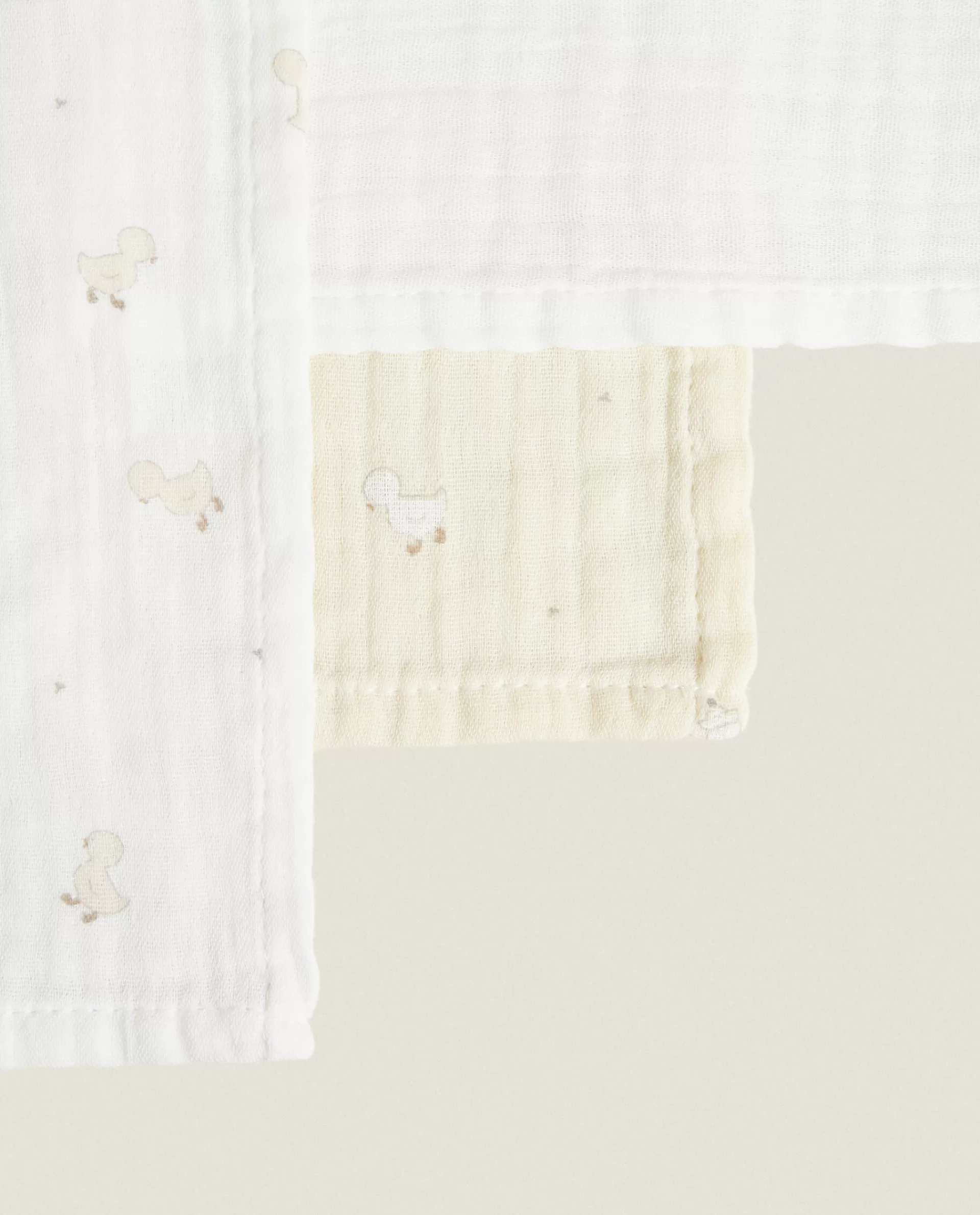 duck_muslin_cloth_pack_of__4-1.webp ZARA Home Duck Muslin Cloth (Pack Of 3) Oyster White Fashion