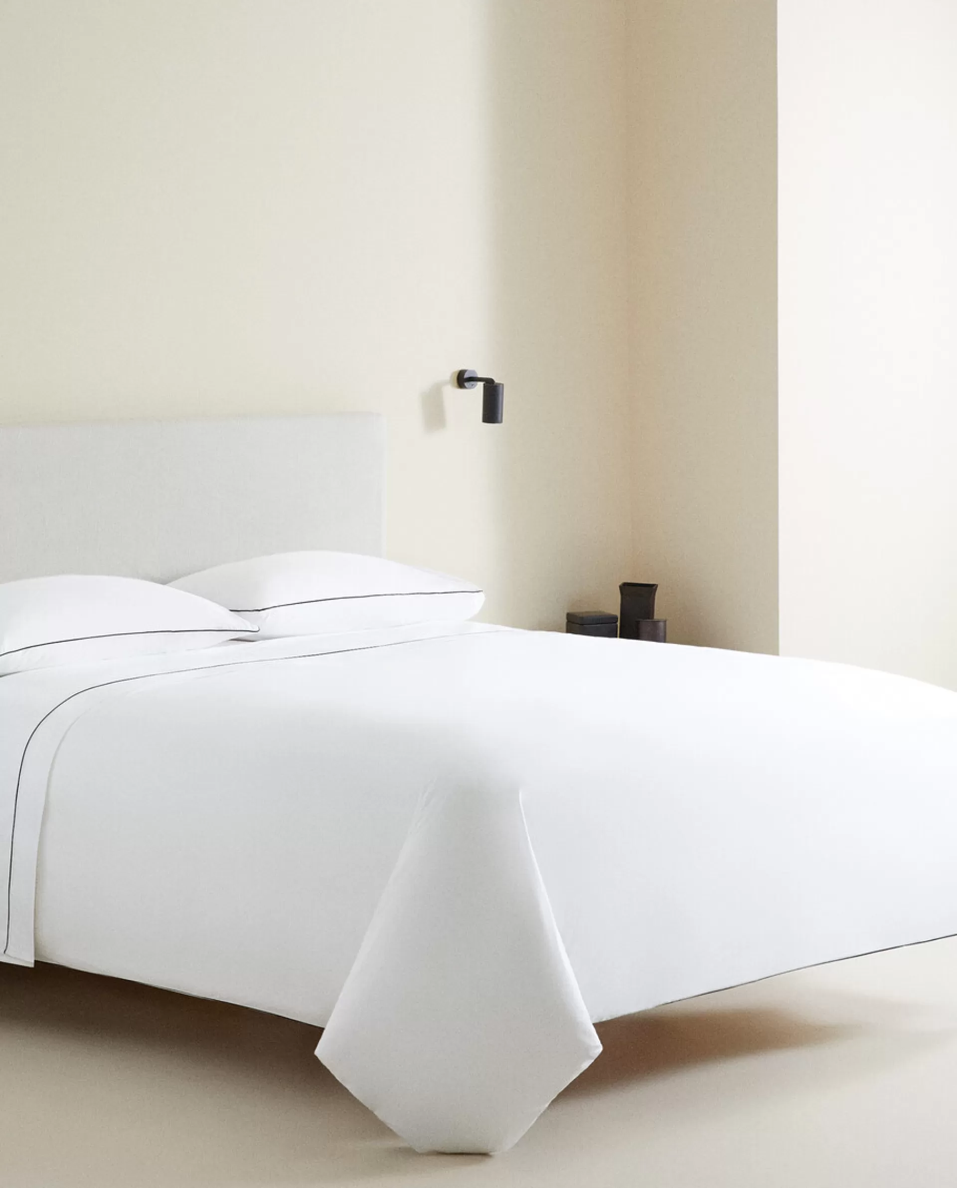 ZARA Home Duvet Cover With Colored Piping Detail Black Sale