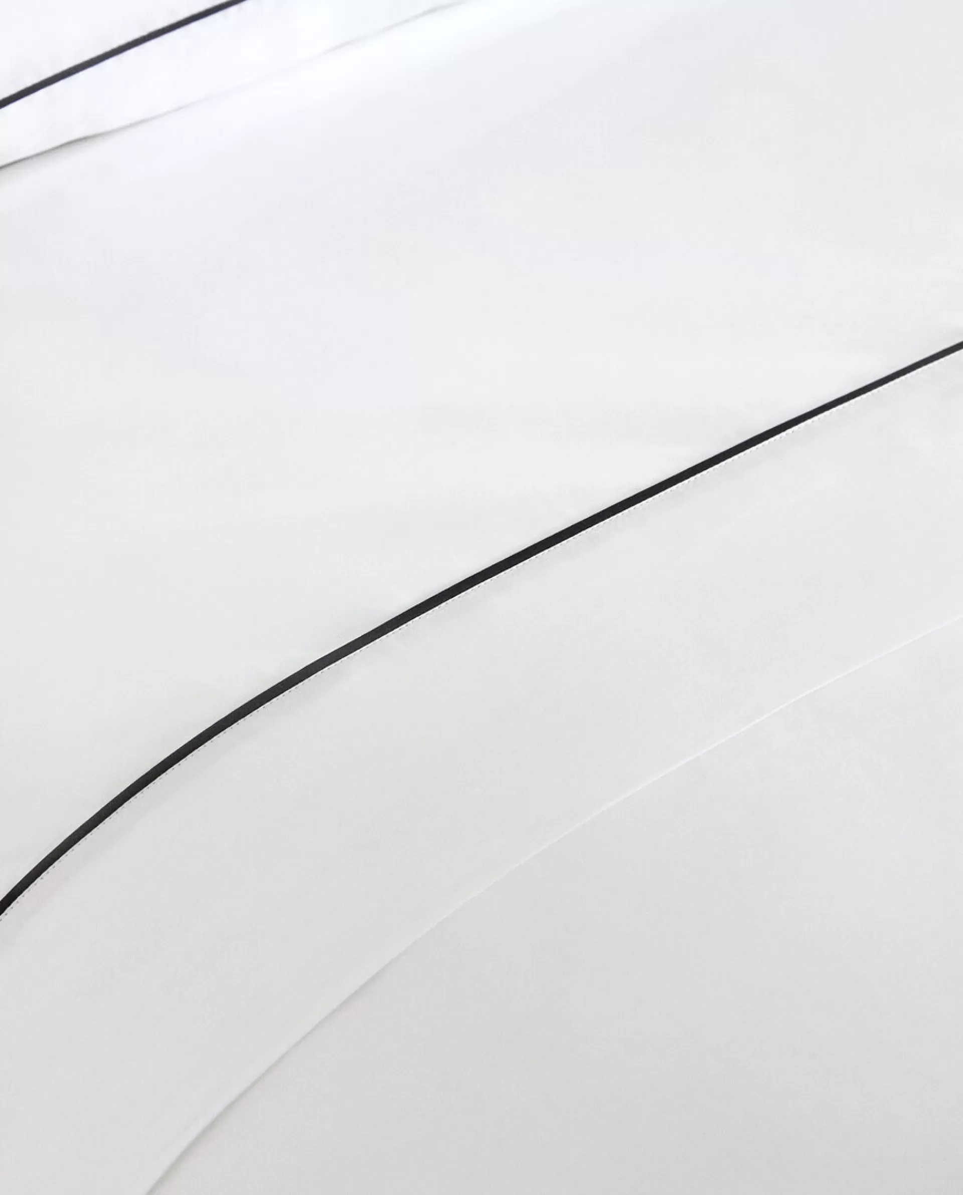 ZARA Home Duvet Cover With Colored Piping Detail Black Sale