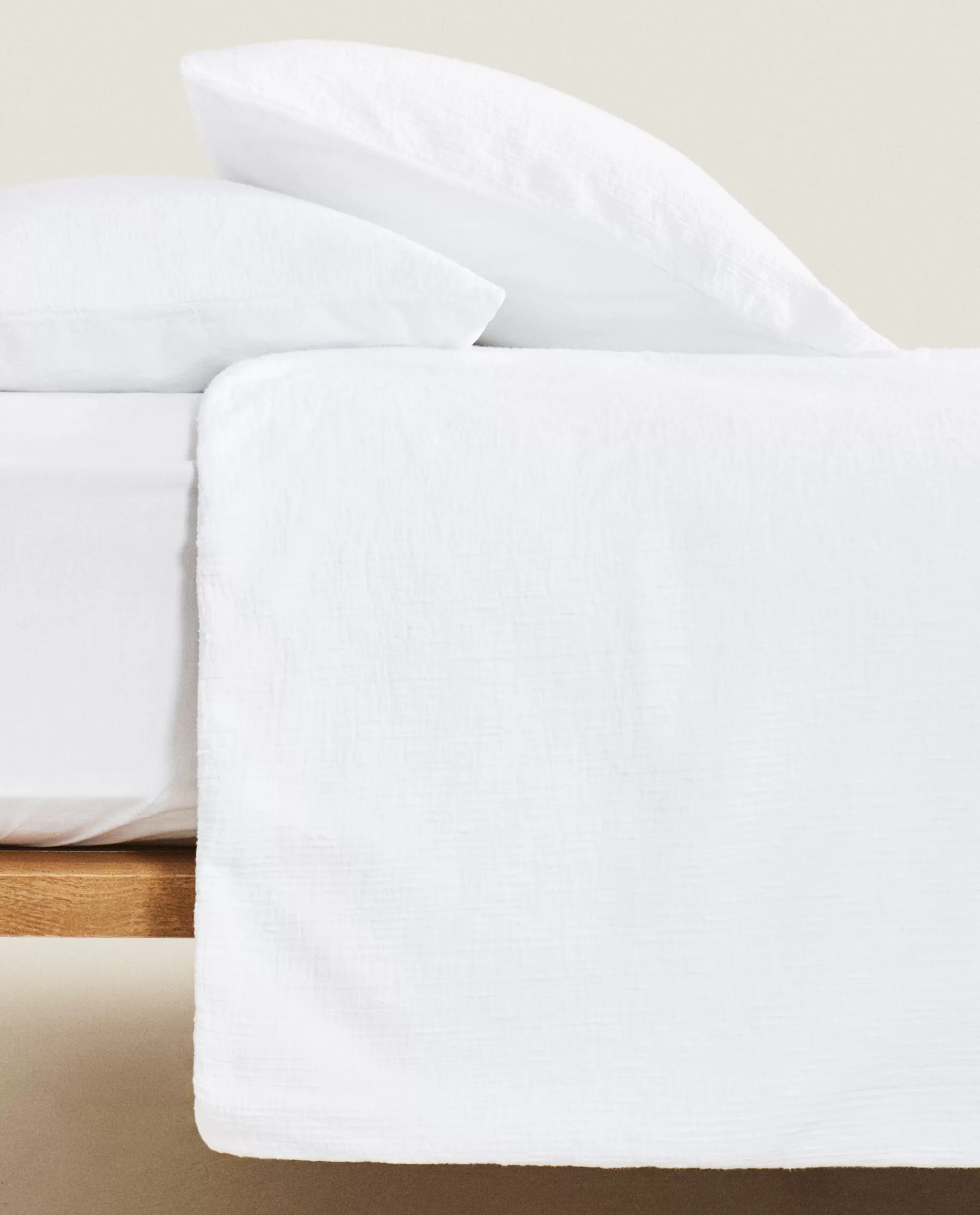 duvet_cover_with_raised_bedspread_effect_3-2.webp ZARA Home Duvet Cover With Raised Bedspread Effect White Discount