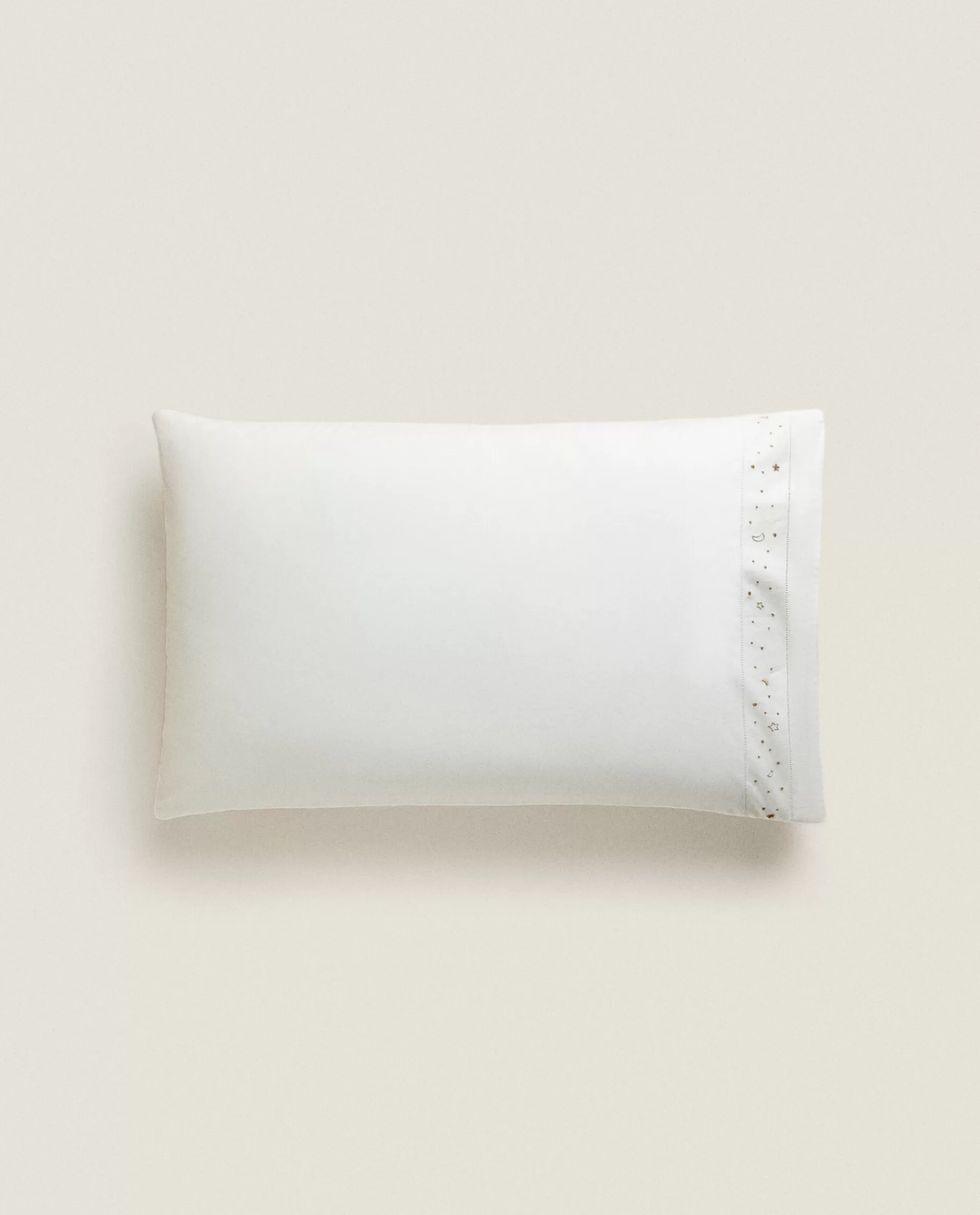 embroidered_moons_and_stars_pillowcase_3-1.webp ZARA Home Embroidered Moons And Stars Pillowcase Taupe Store