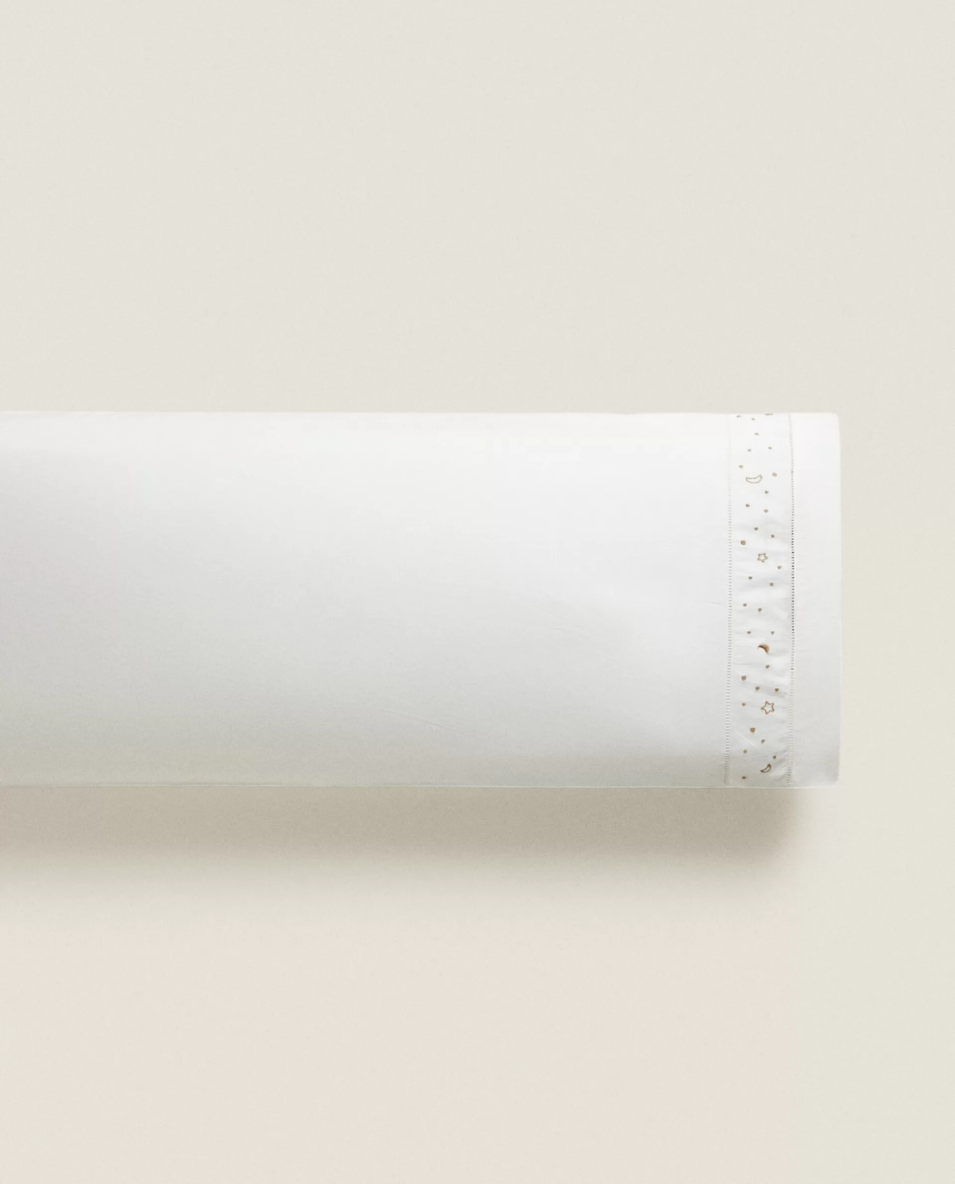embroidered_moons_and_stars_pillowcase_4-1.webp ZARA Home Embroidered Moons And Stars Pillowcase Taupe Store