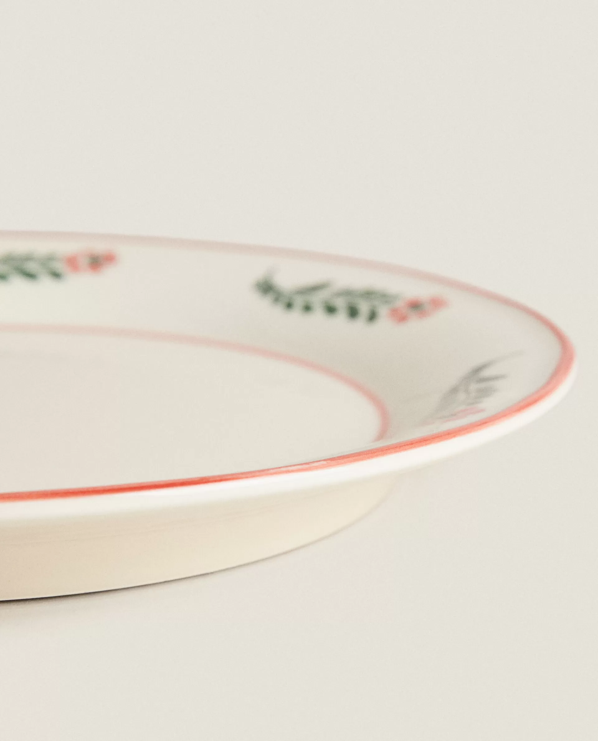 floral_earthenware_dinner_plate_4-5.webp ZARA Home Floral Earthenware Dinner Plate Cream Online