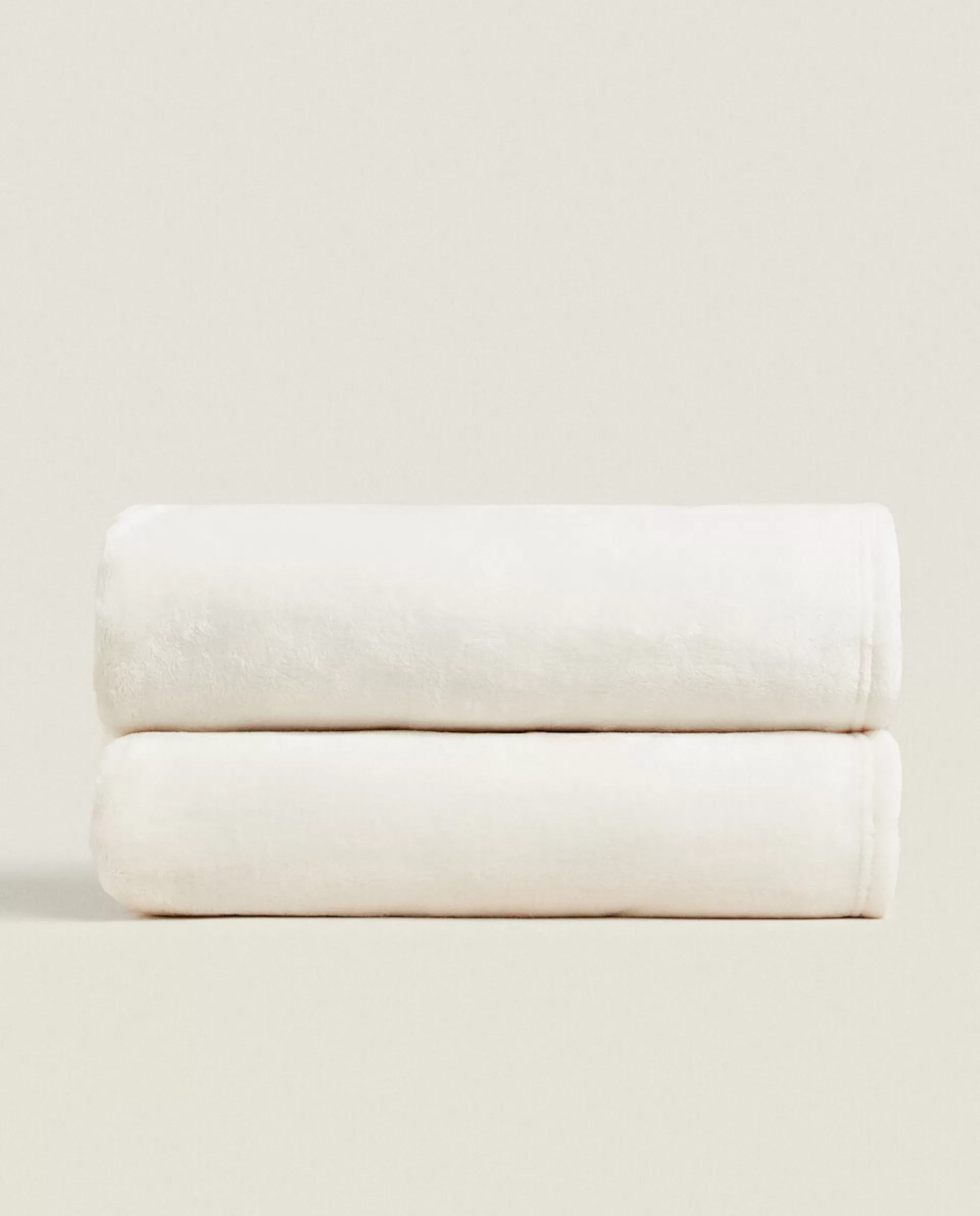 ZARA Home Fringed Soft-Touch Blanket Oyster White Shop