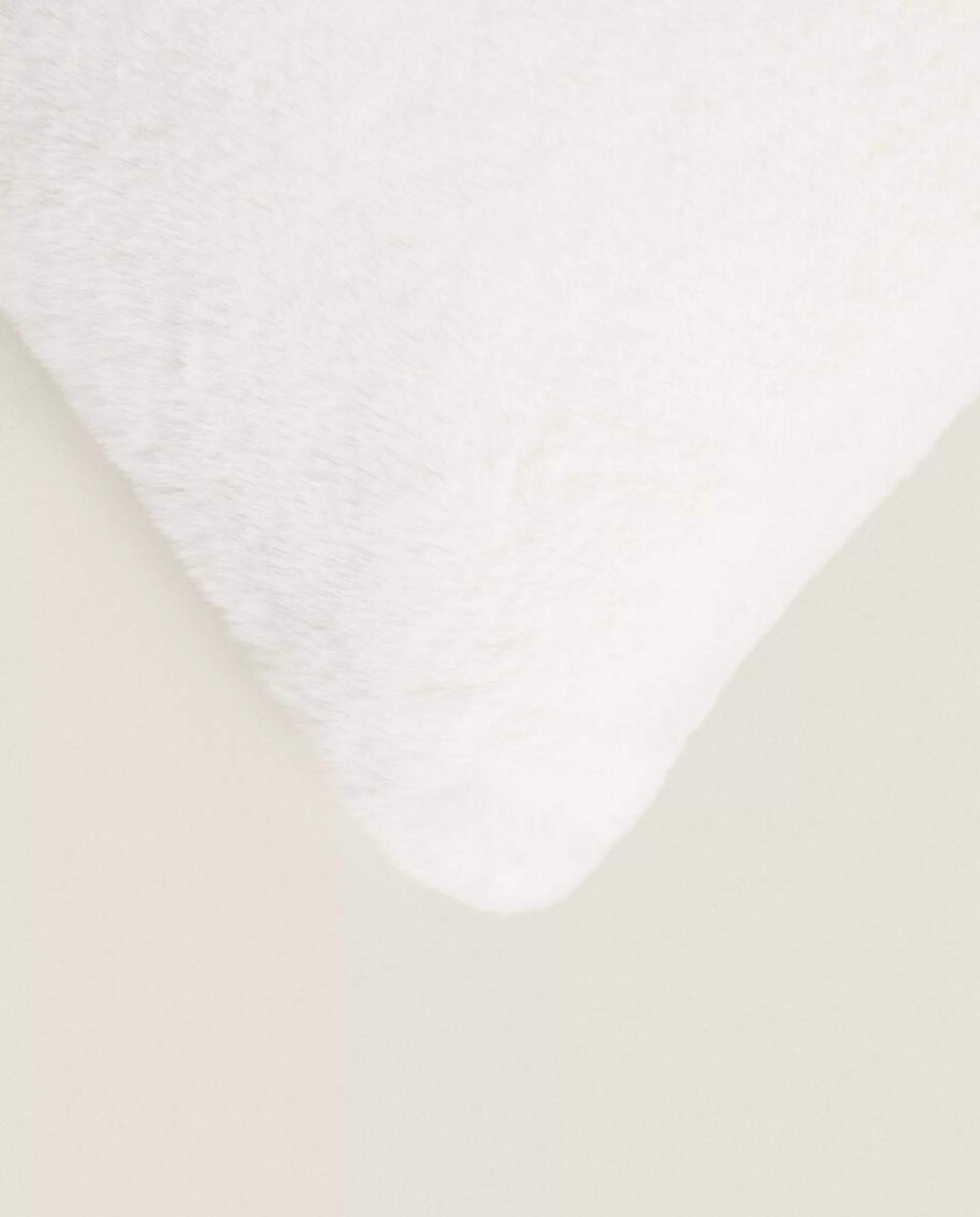 ZARA Home Fur (Faux) Throw Pillow Cover Cream Best Sale