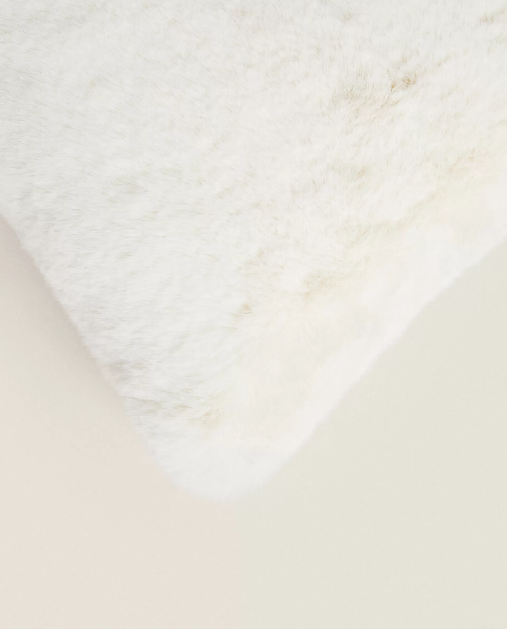 ZARA Home Fur (Faux) Throw Pillow Cover Oyster White Fashion