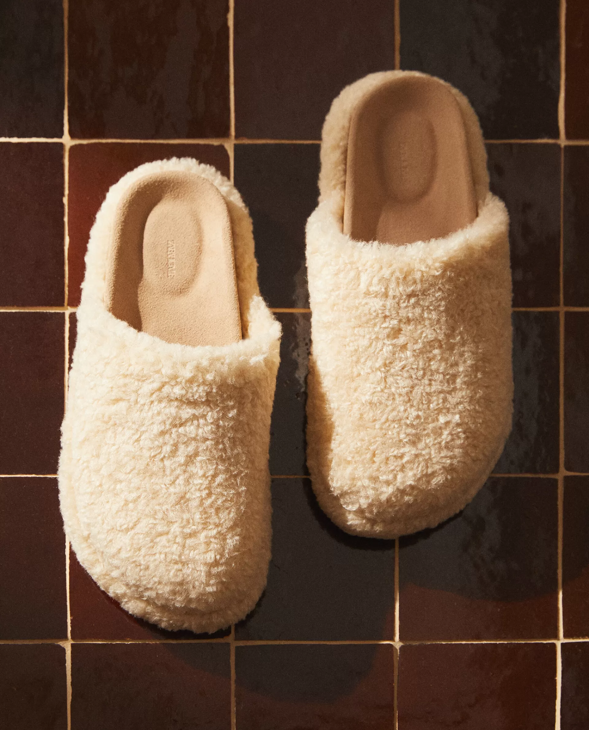 fuzzy_mule_clog_slippers_2-1.webp ZARA Home Fuzzy Mule Clog Slippers Ecru Fashion