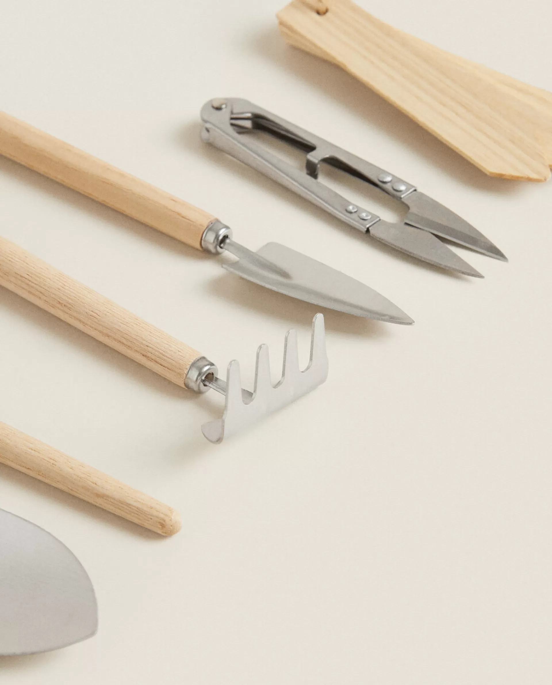 ZARA Home Garden Utensils (Set Of 6) Natural Colour Store