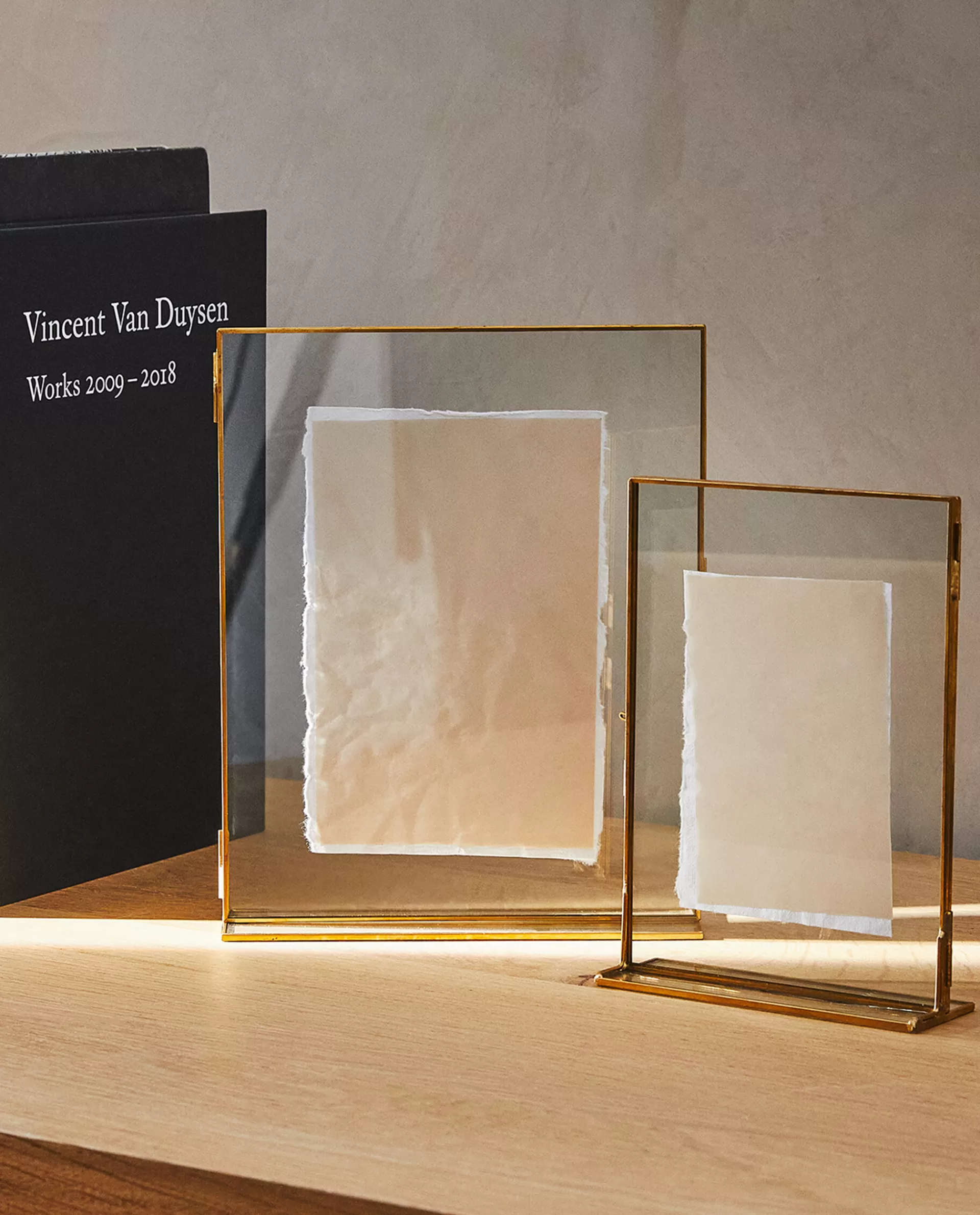 gold_frame_2-3.webp ZARA Home Gold Frame Golden Store