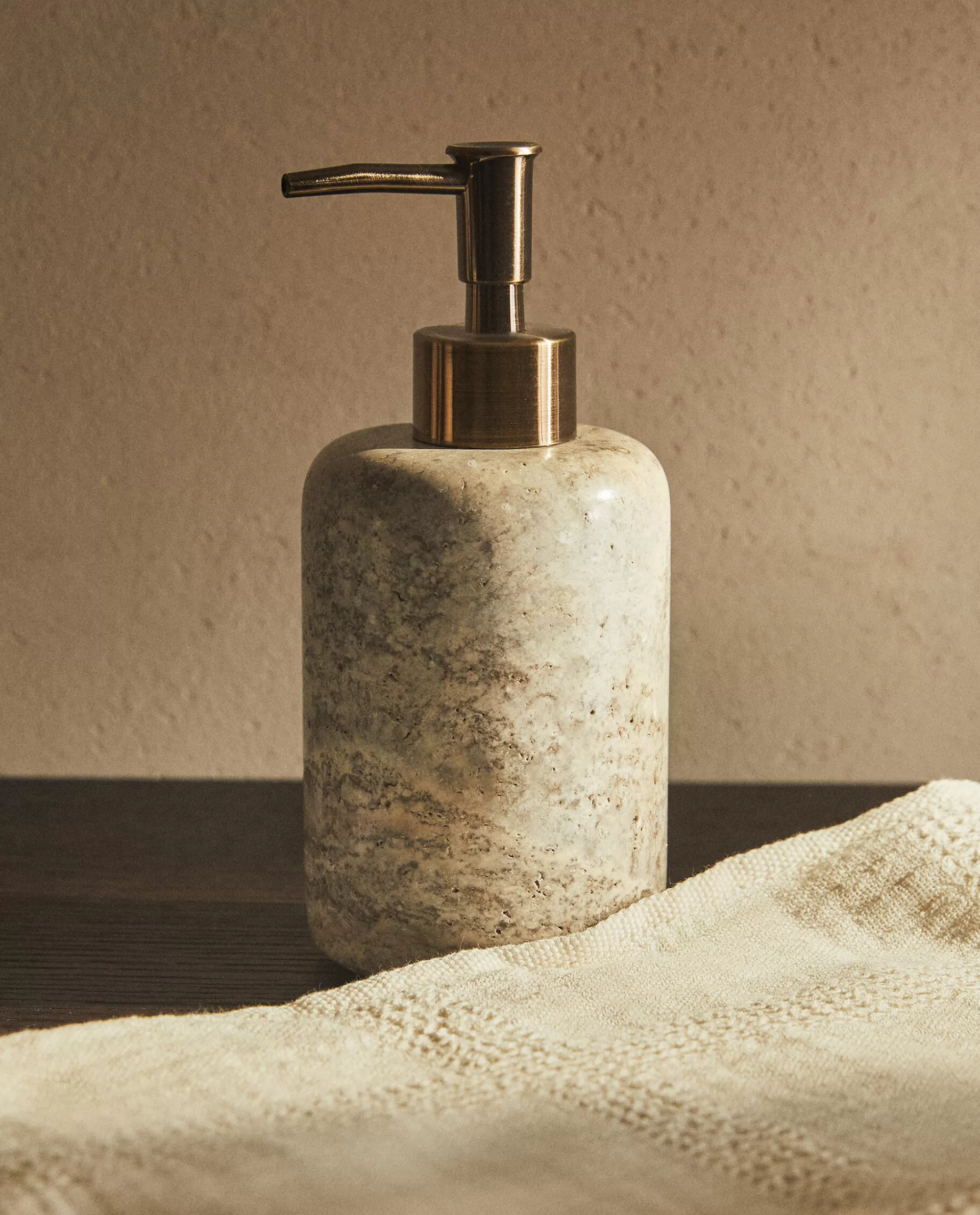 gray_marble_soap_dispenser_2-1.webp ZARA Home Gray Marble Soap Dispenser 4-111 Best Sale
