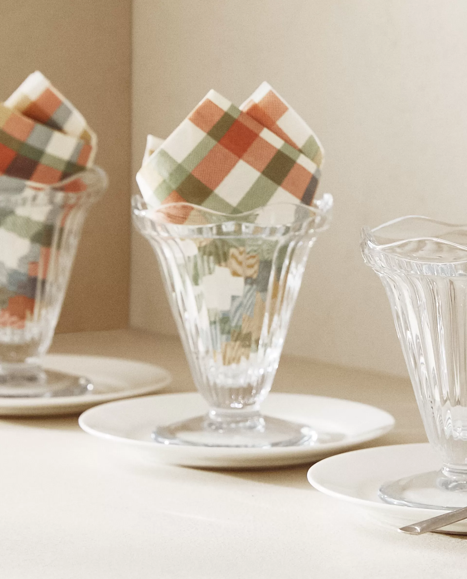 icecream_cup_with_lines_2-1.webp ZARA Home Ice-Cream Cup With Lines Transparent Online