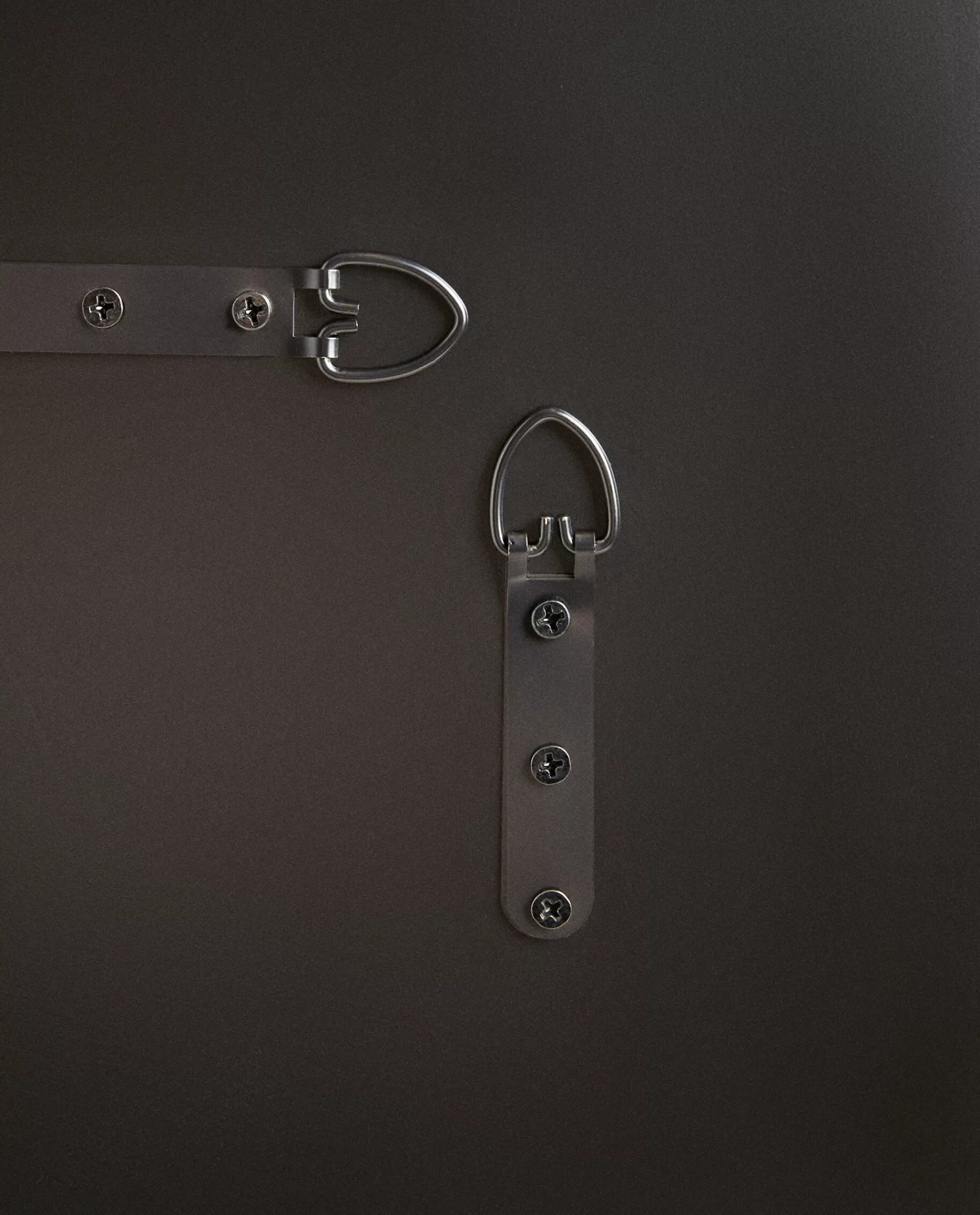 irregularshaped_mirror_4-2.webp ZARA Home Irregular-Shaped Mirror Transparent Clearance