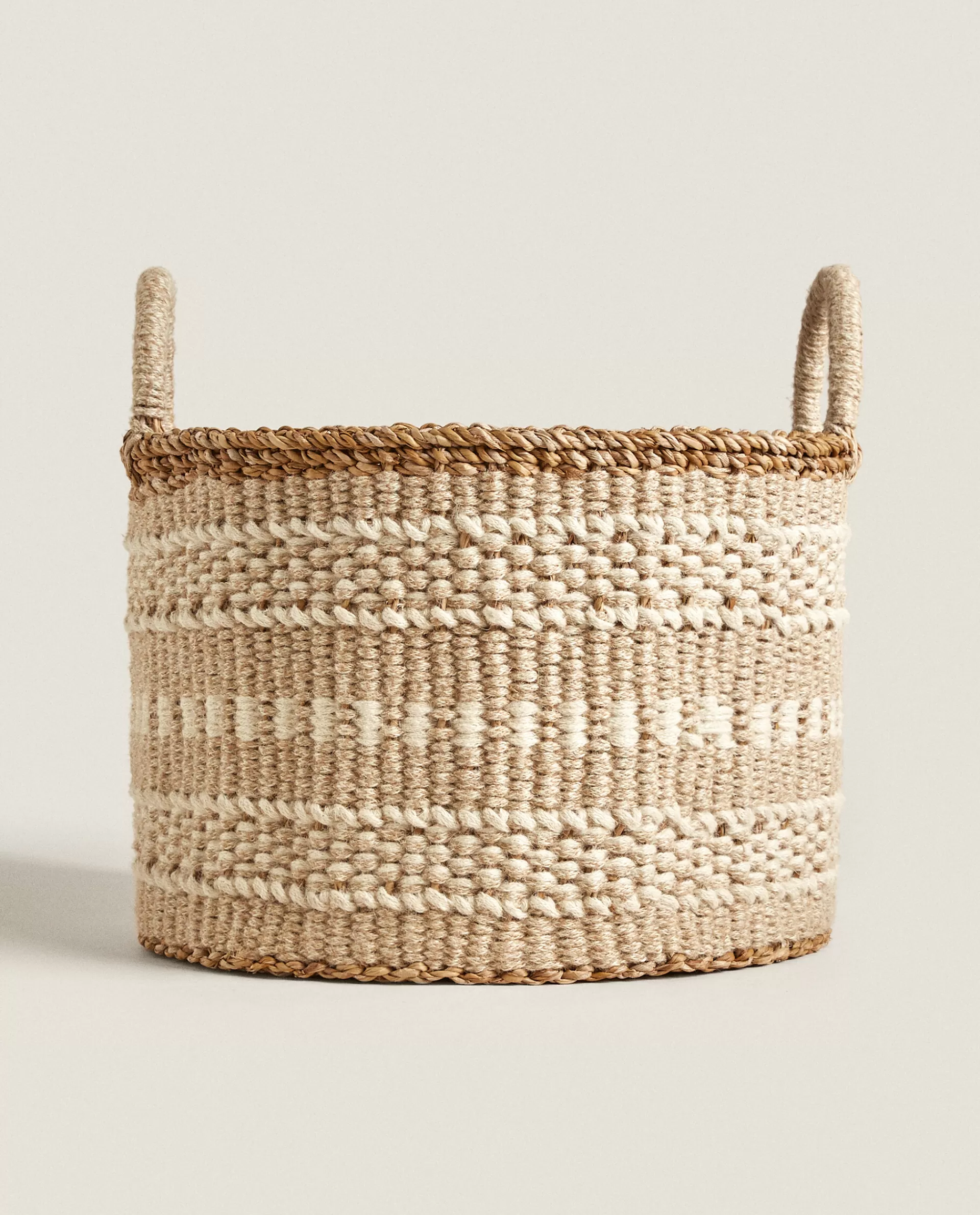 jute_basket_with_border_3-1.webp ZARA Home Jute Basket With Border Natural Colour Best Sale