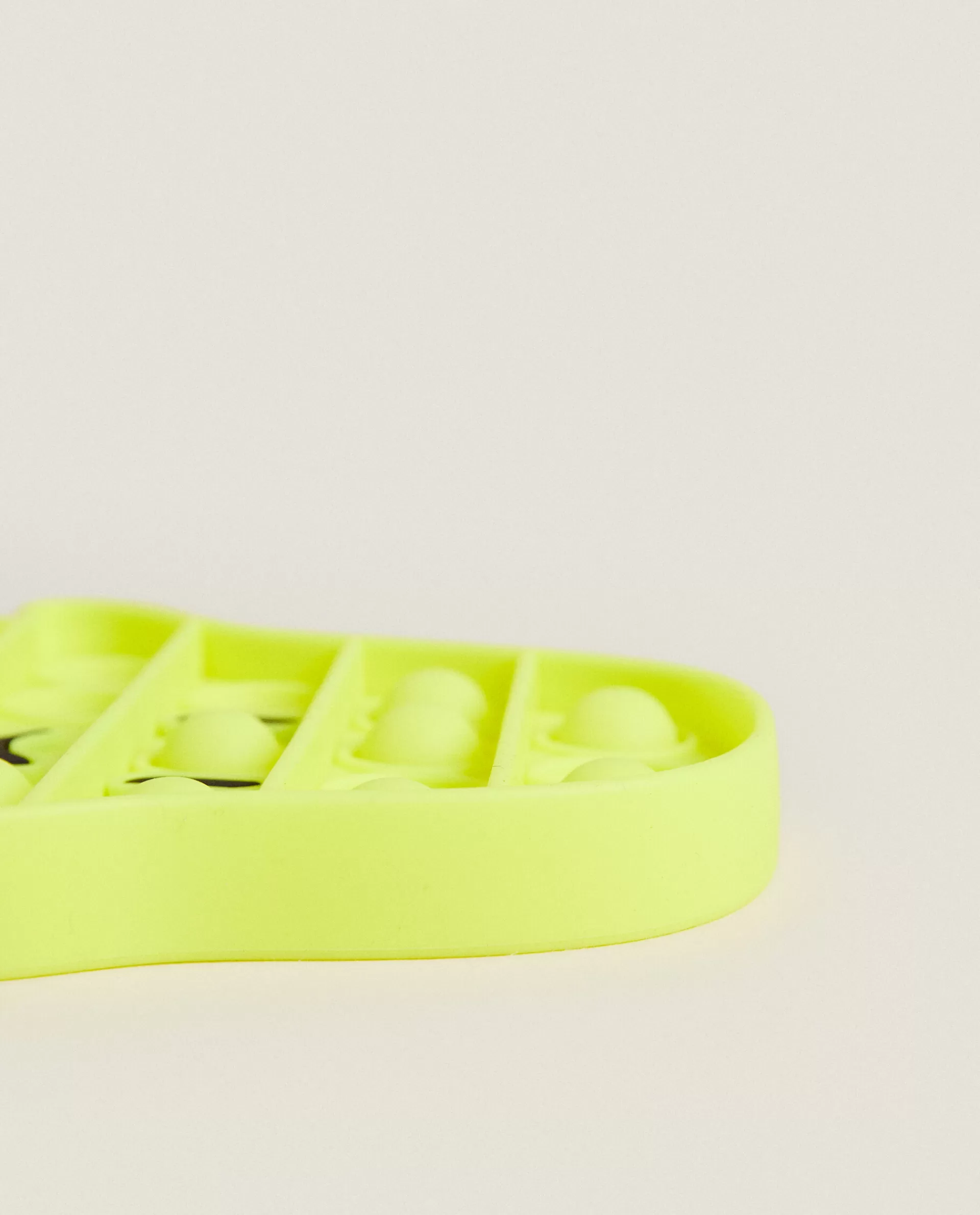 kids_halloween_bubble_toy_4-3.webp ZARA Home Kids' Halloween Bubble Toy Yellow Fashion