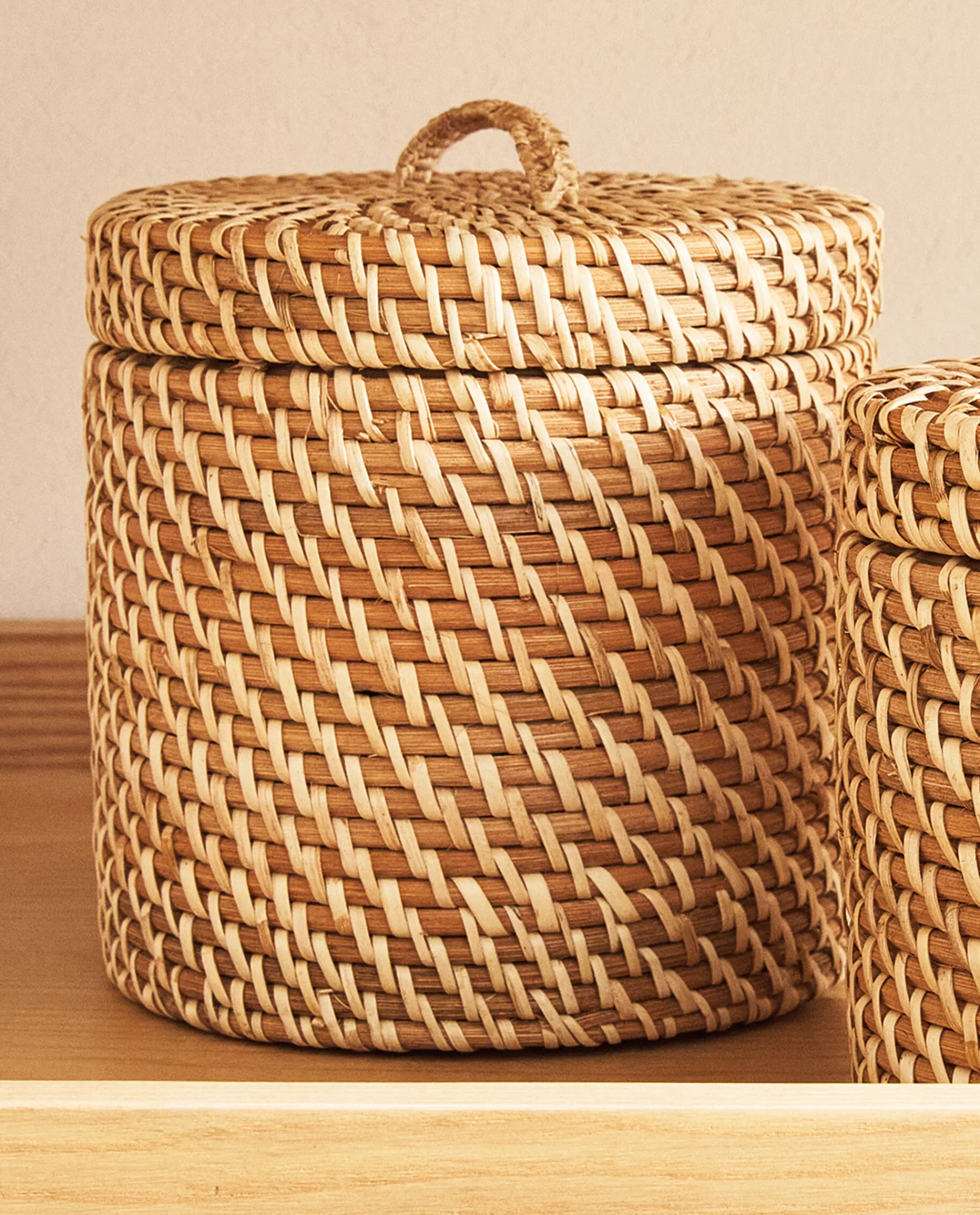 kids_rattan_hamper_with_lid_2-3.webp ZARA Home Kids' Rattan Hamper With Lid Natural Colour Fashion