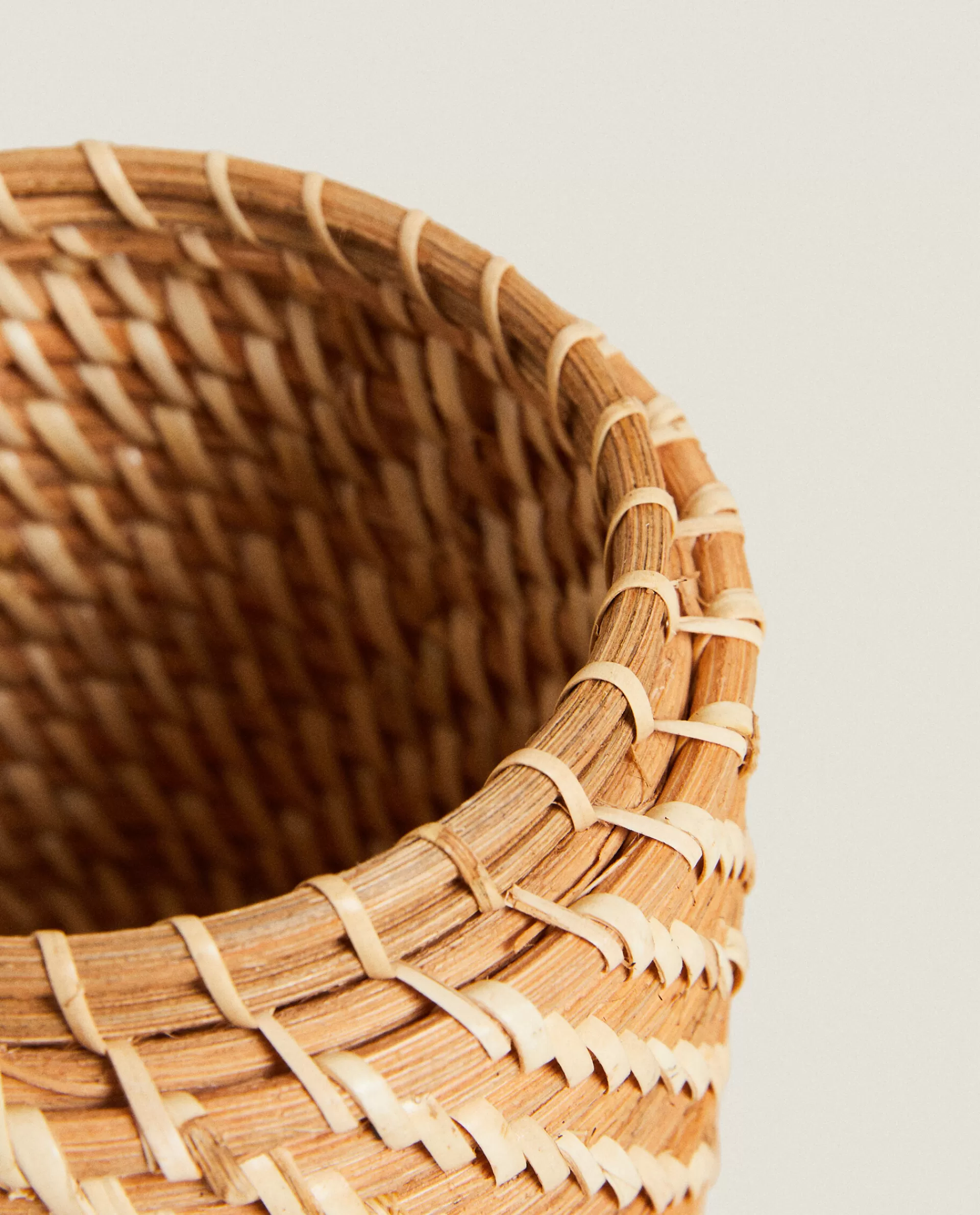 kids_rattan_hamper_with_lid_4-2.webp ZARA Home Kids' Rattan Hamper With Lid Natural Colour Cheap