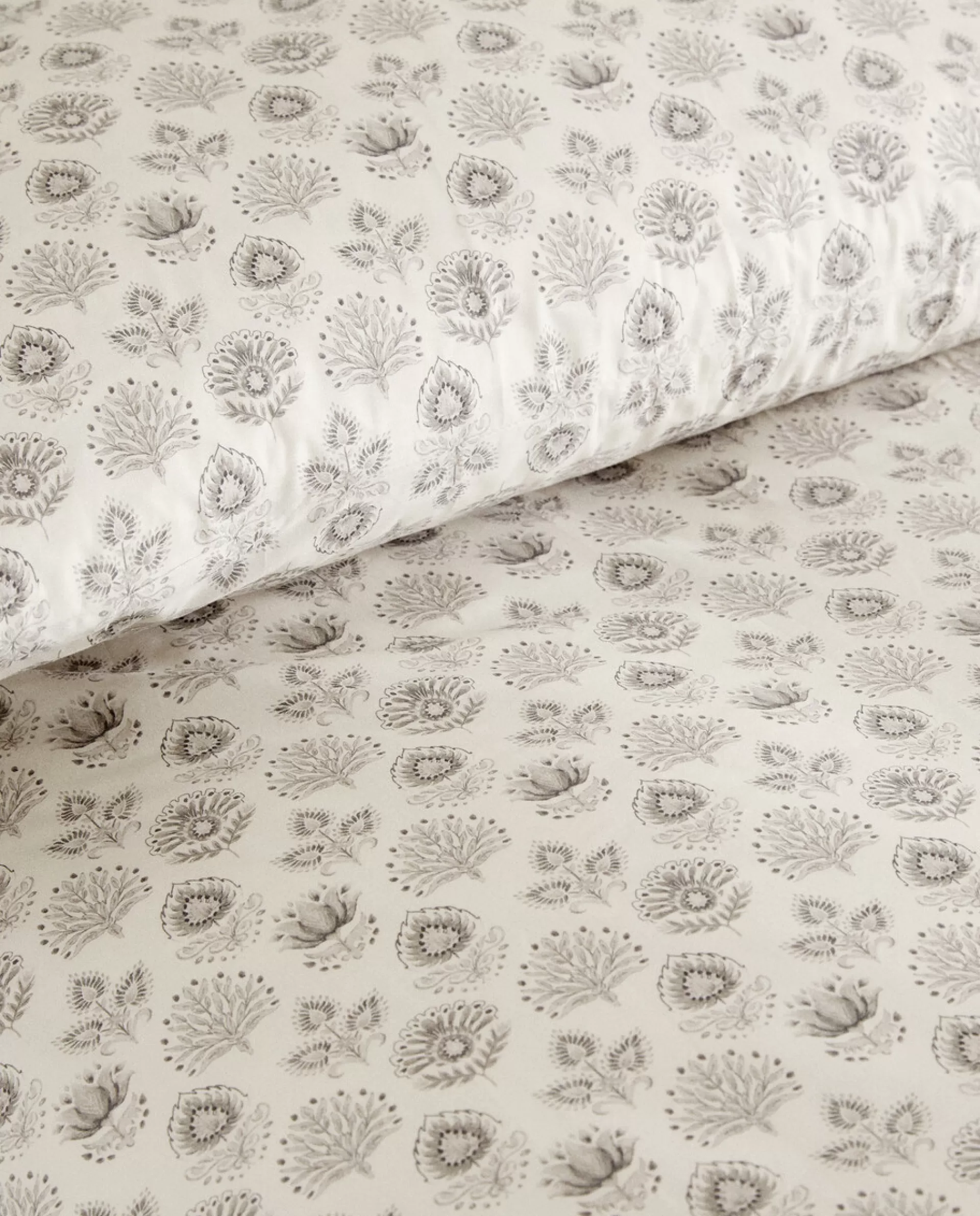 ZARA Home Leaf Print Duvet Cover Cream Online