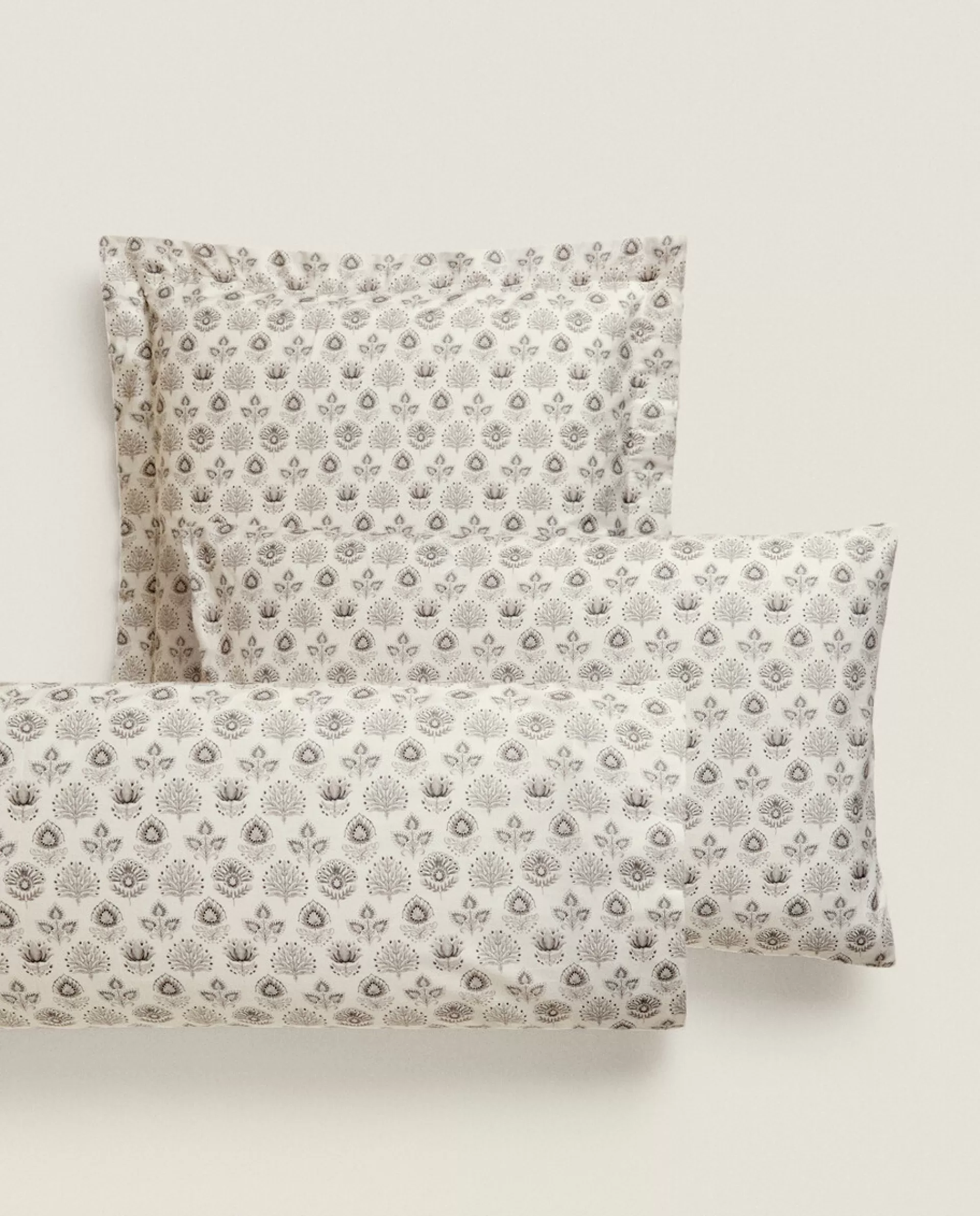 ZARA Home Leaf Print Pillowcase Cream Best