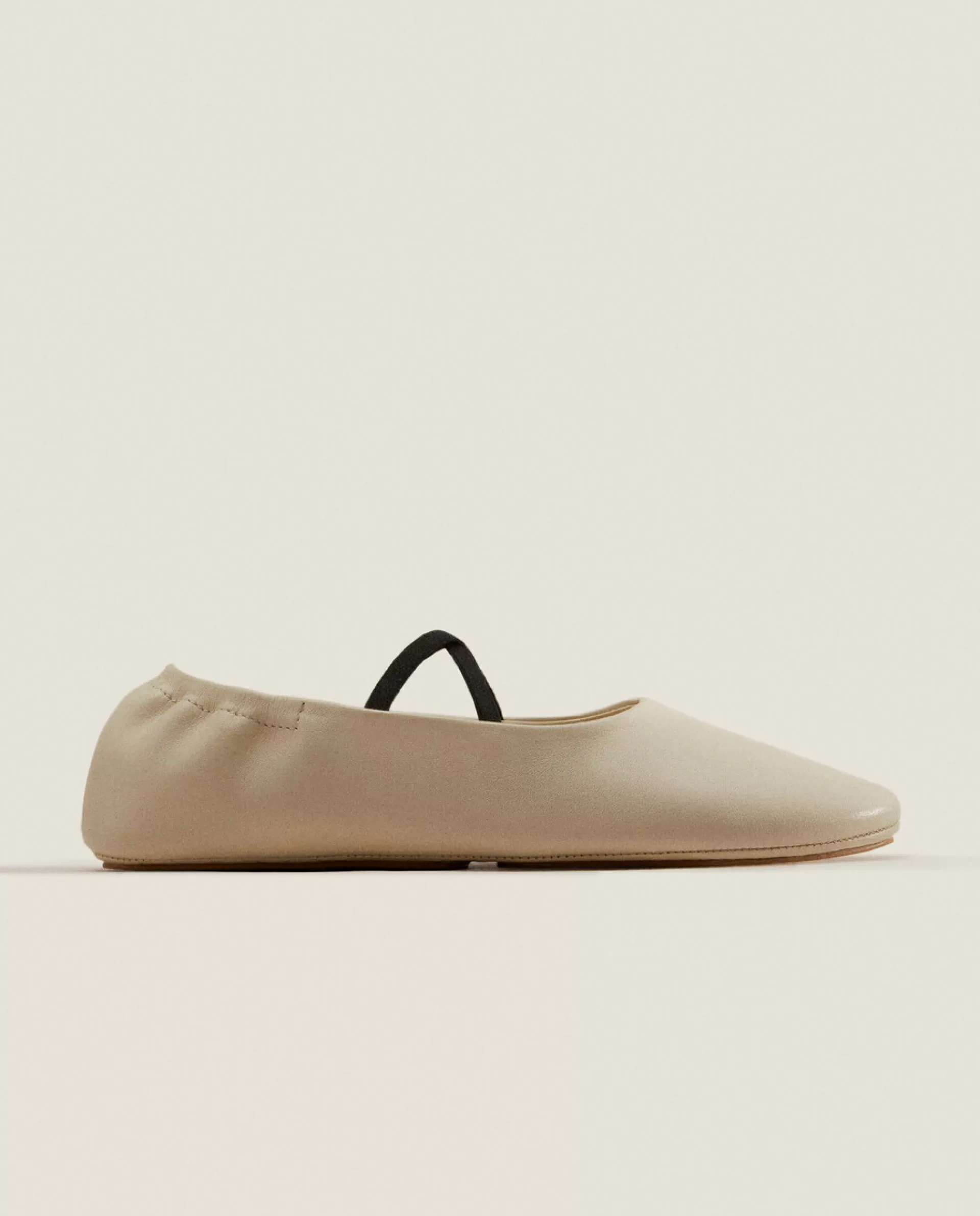 ZARA Home Leather Ballet Flats With A High Vamp Ecru Hot