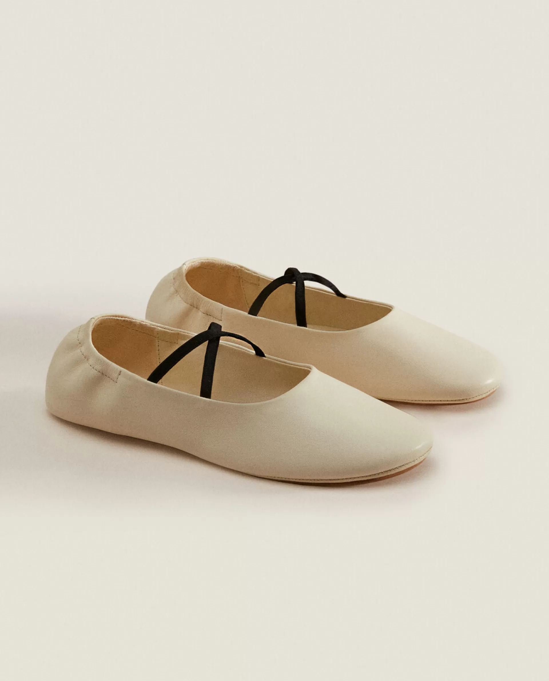 ZARA Home Leather Ballet Flats With A High Vamp Ecru Hot