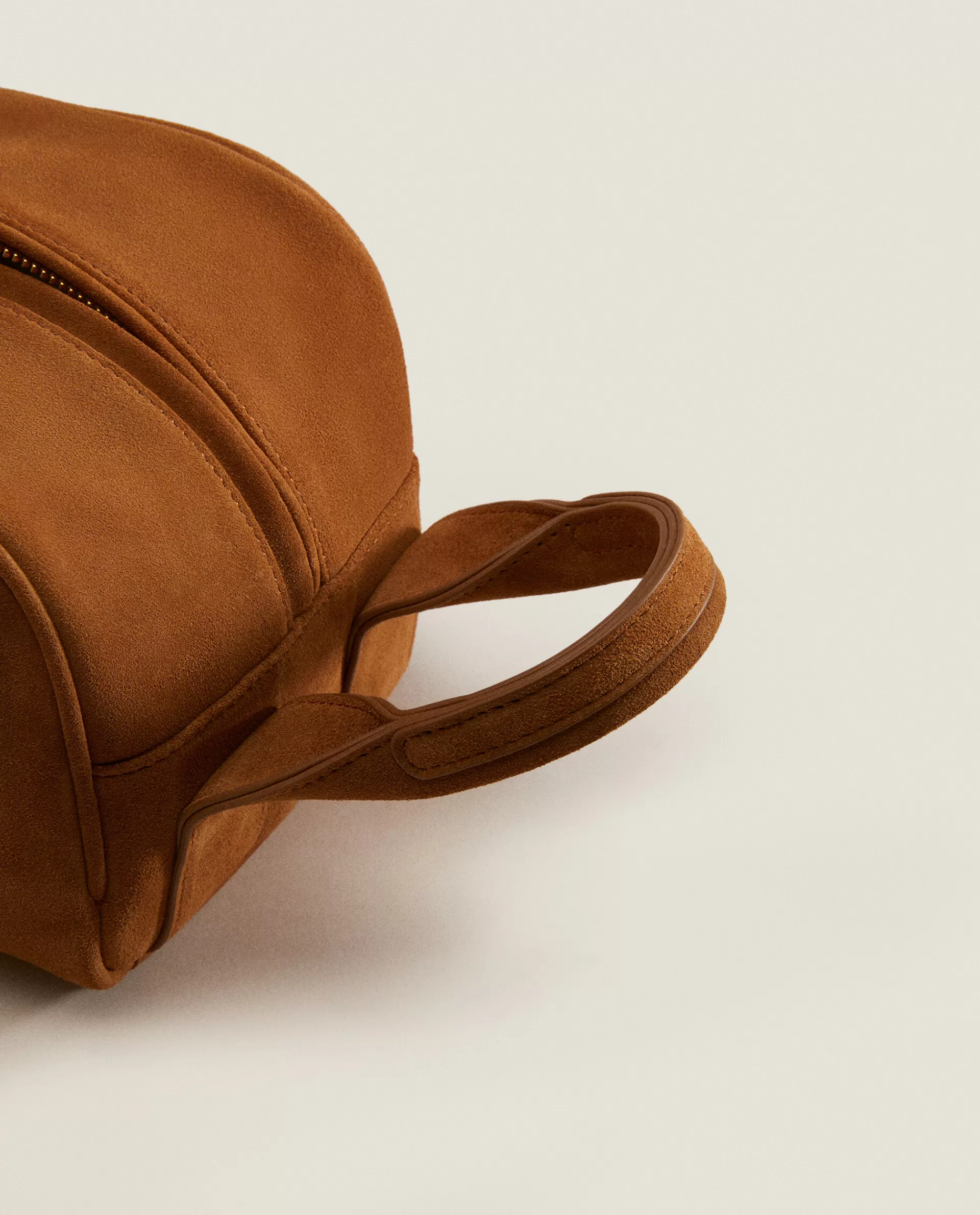 leather_toiletry_bag_4-1.webp ZARA Home Leather Toiletry Bag 1-105 Discount