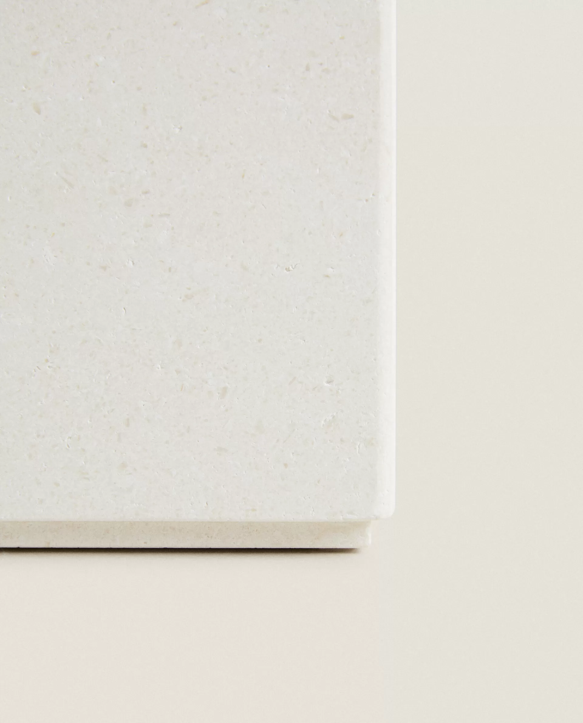 light_marble_bathroom_dispenser_4-1.webp ZARA Home Light Marble Bathroom Dispenser Oyster White Best