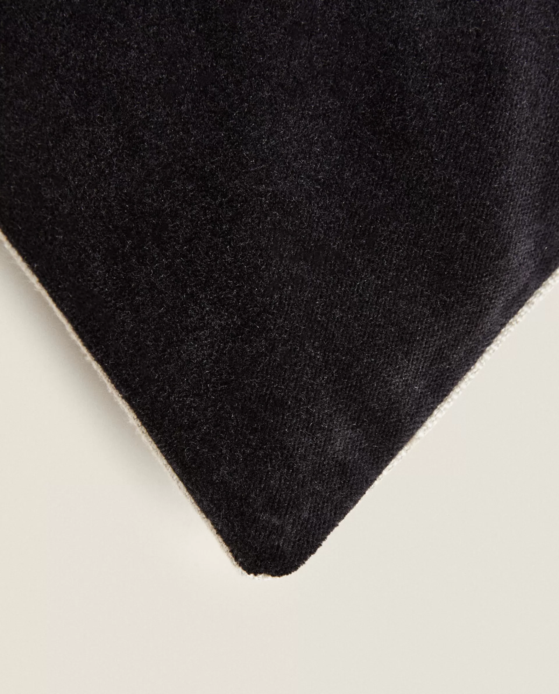 ZARA Home Linen And Velvet Throw Pillow Cover Black Store
