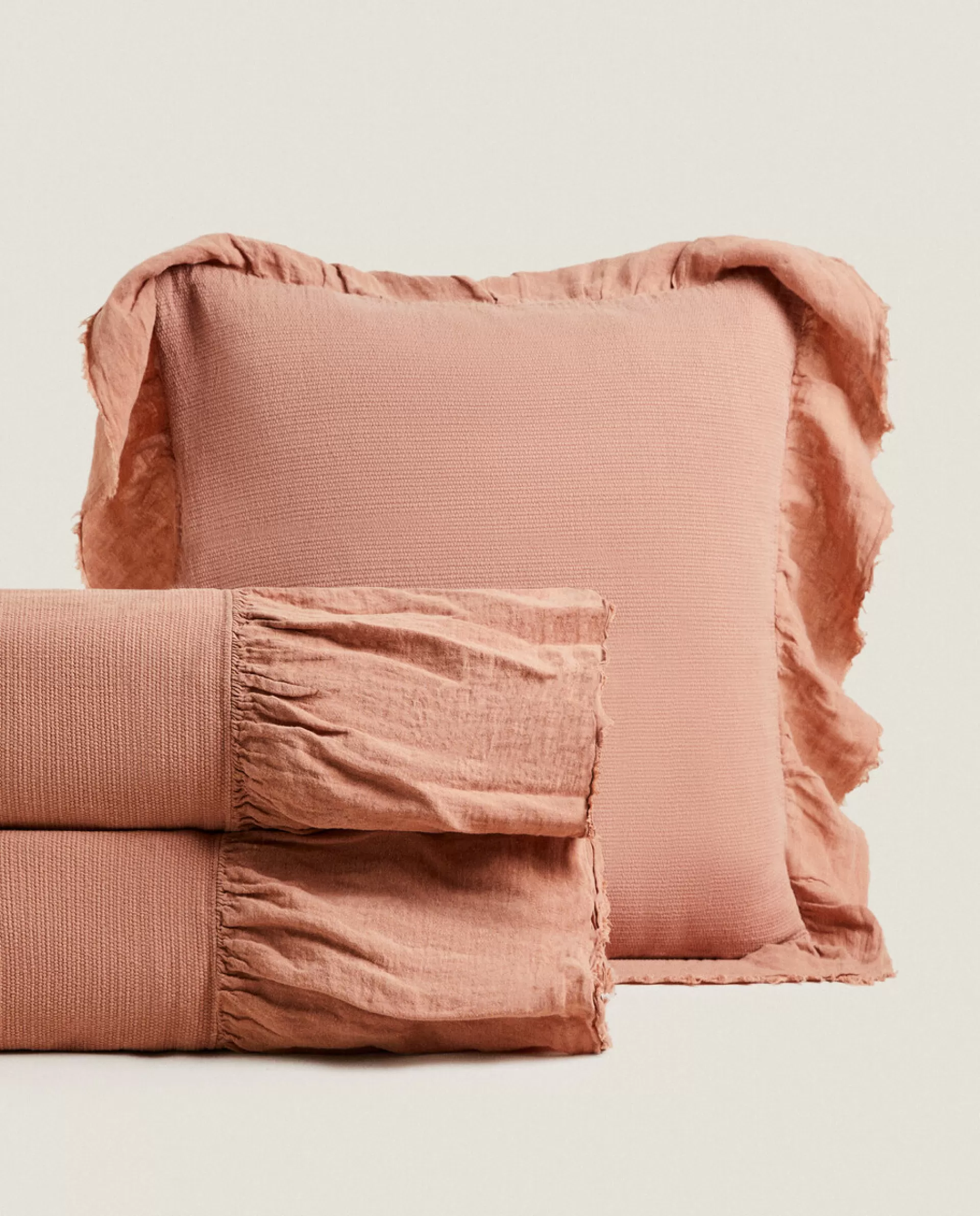 ZARA Home Linen Ruffle Bedspread Pink Sale