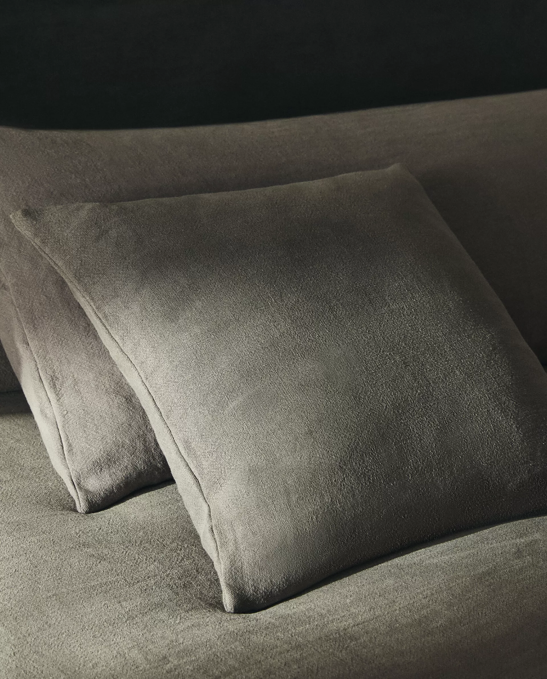 linen_throw_pillow_cover_2-13.webp ZARA Home Linen Throw Pillow Cover Grey Hot