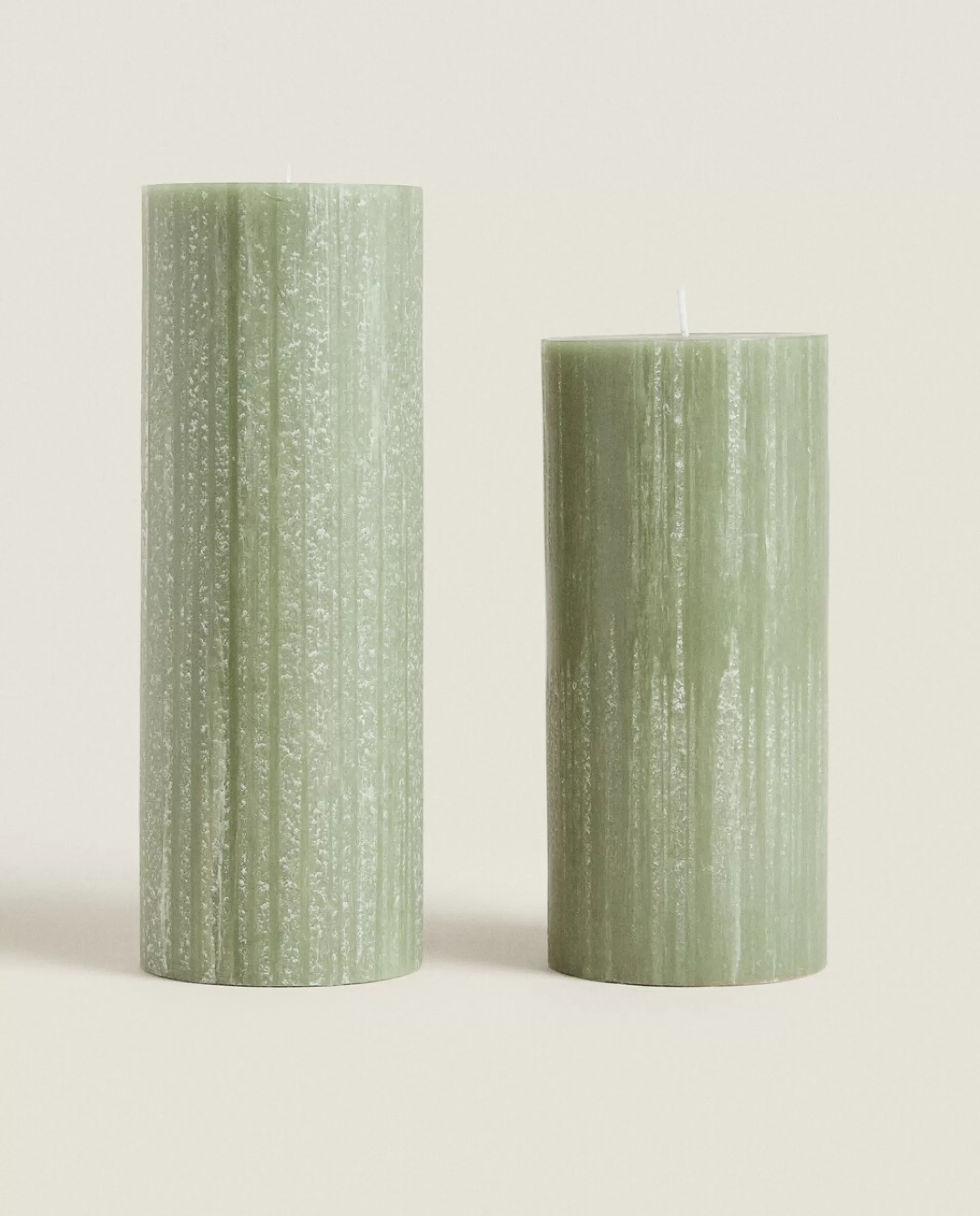 ZARA Home Long Cylinder Candle Green Flash Sale