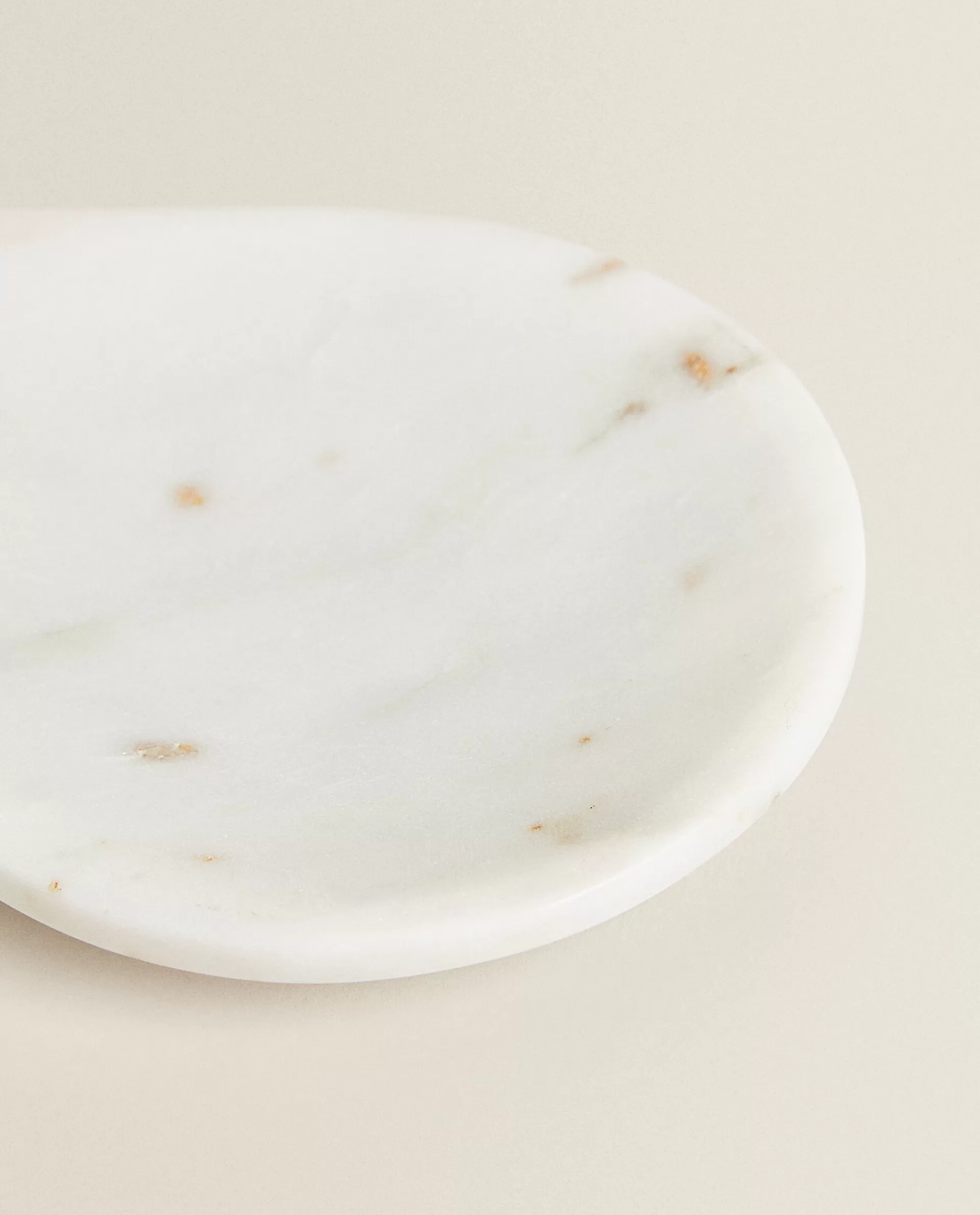 marble_spoon_rest_4-1.webp ZARA Home Marble Spoon Rest Yellow Flash Sale