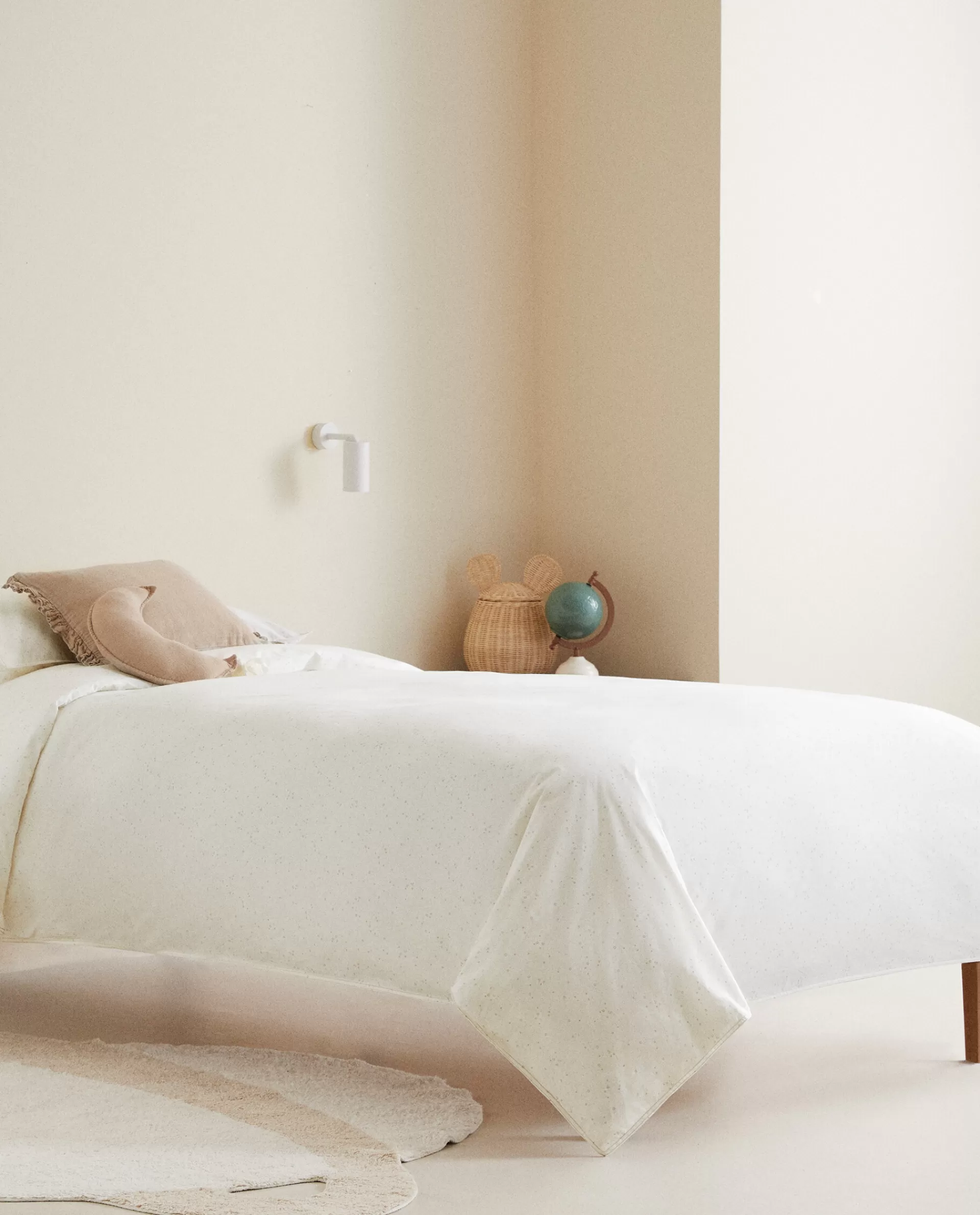 moons_and_stars_flat_sheet_3-1.webp ZARA Home Moons And Stars Flat Sheet Taupe Flash Sale