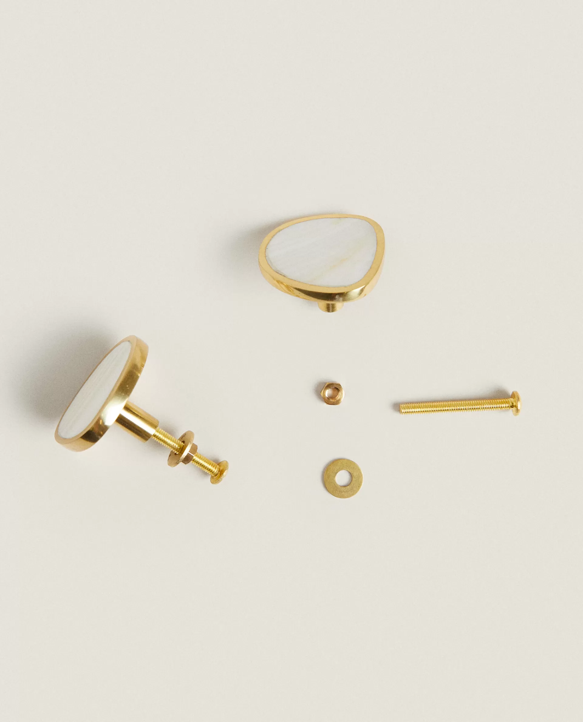 motherofpearl_effect_door_knob_pack_of__4-1.webp ZARA Home Mother-Of-Pearl Effect Door Knob (Pack Of 2) White Cheap