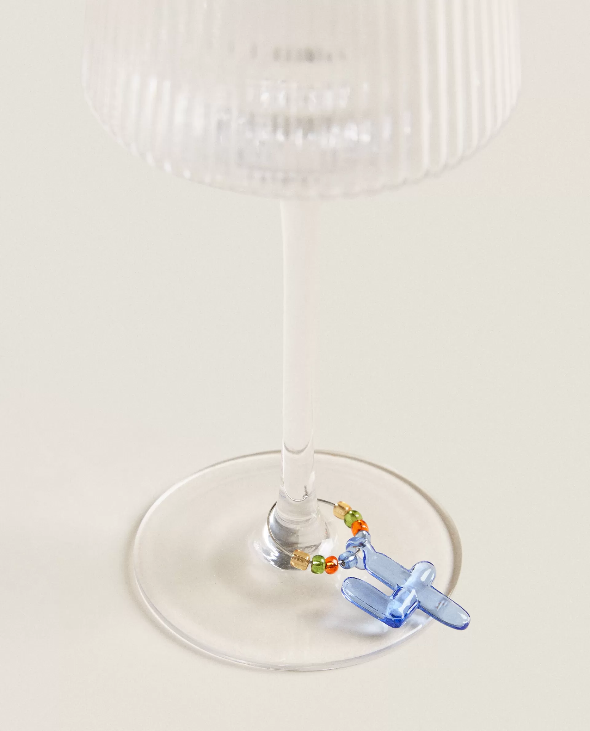 number_glass_markers_3-1.webp ZARA Home Number Glass Markers Green Store