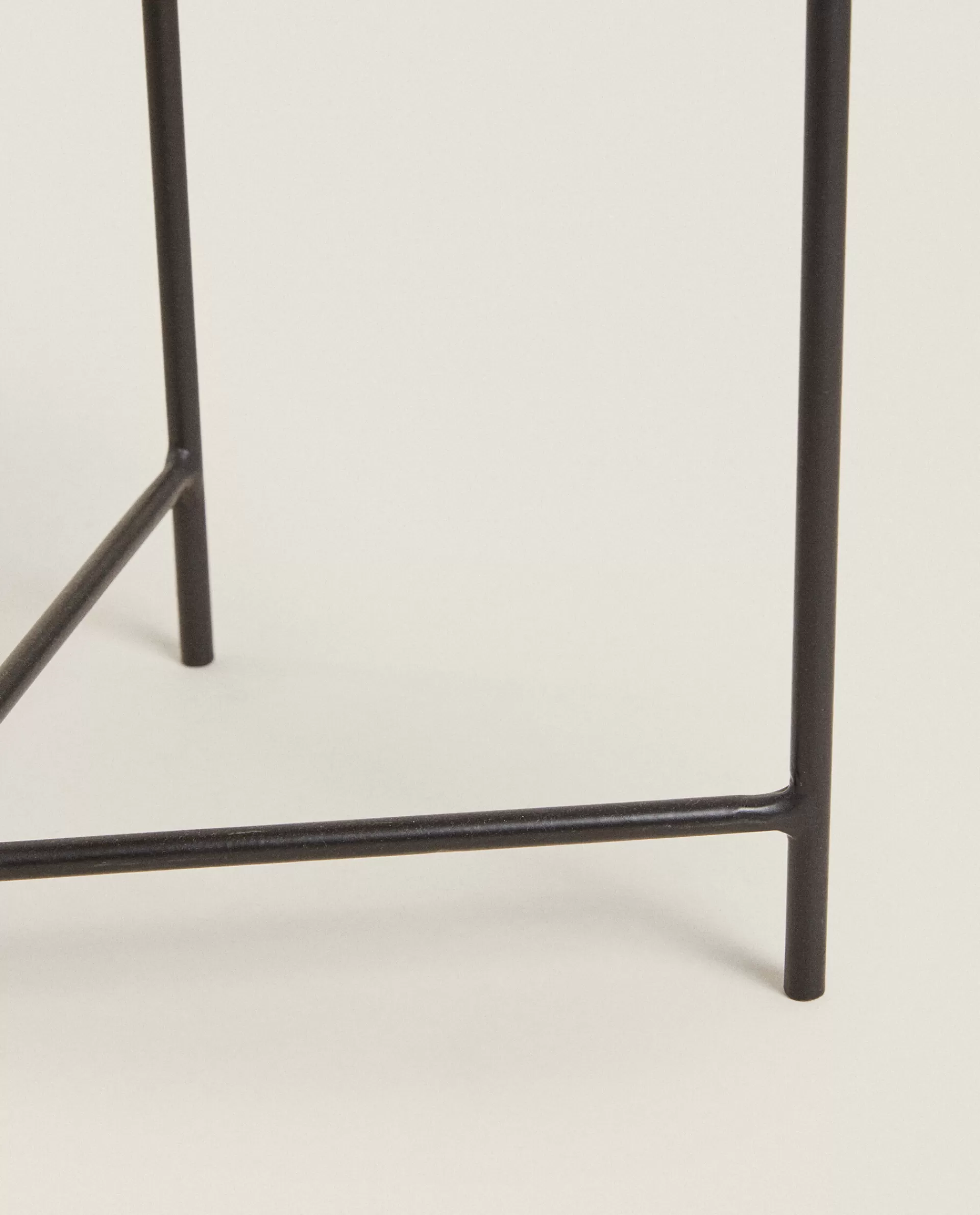 oak_side_table_4-1.webp ZARA Home Oak Side Table Black Flash Sale