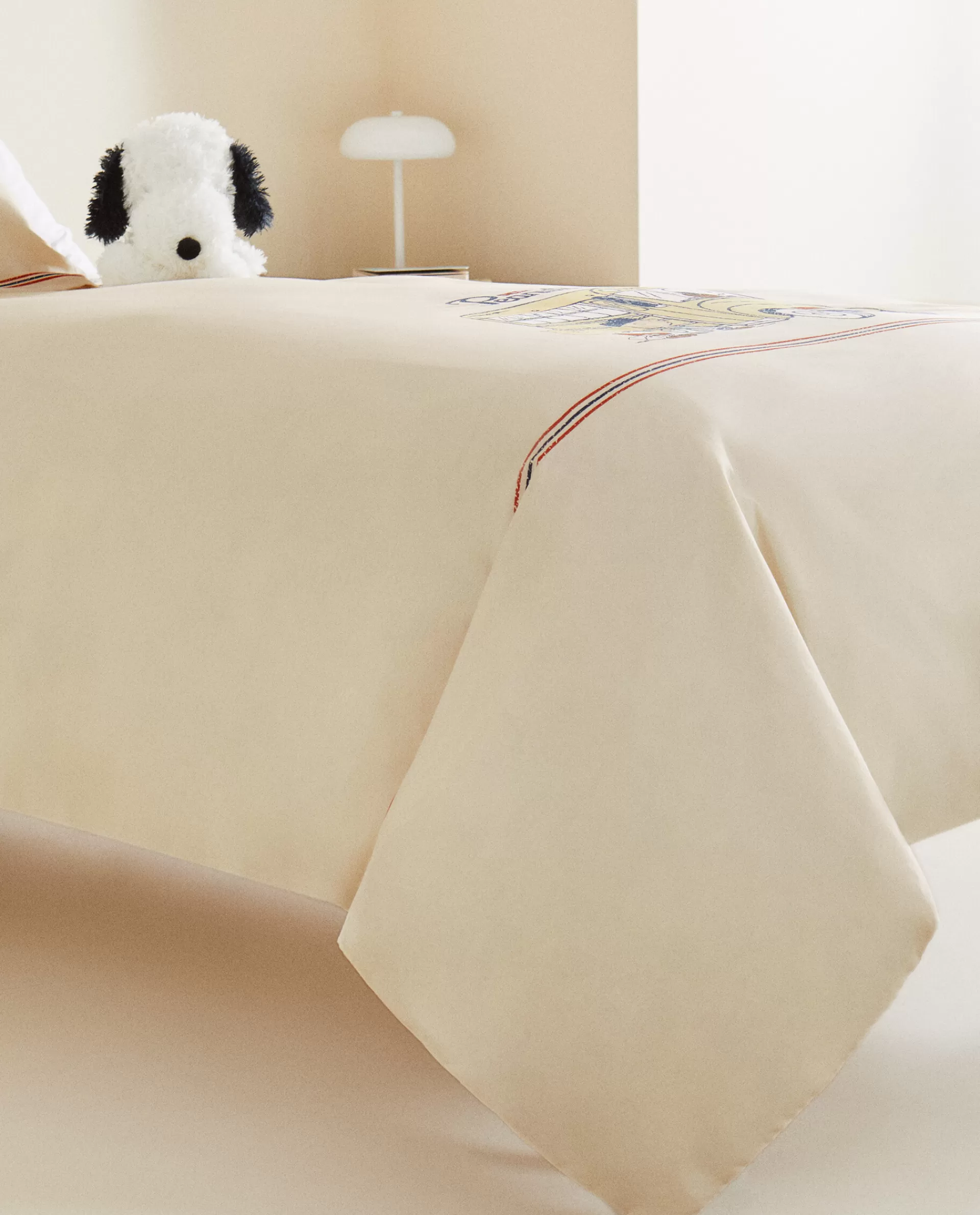 peanuts_duvet_cover_4-1.webp ZARA Home Peanuts™ Duvet Cover Multicolored Outlet