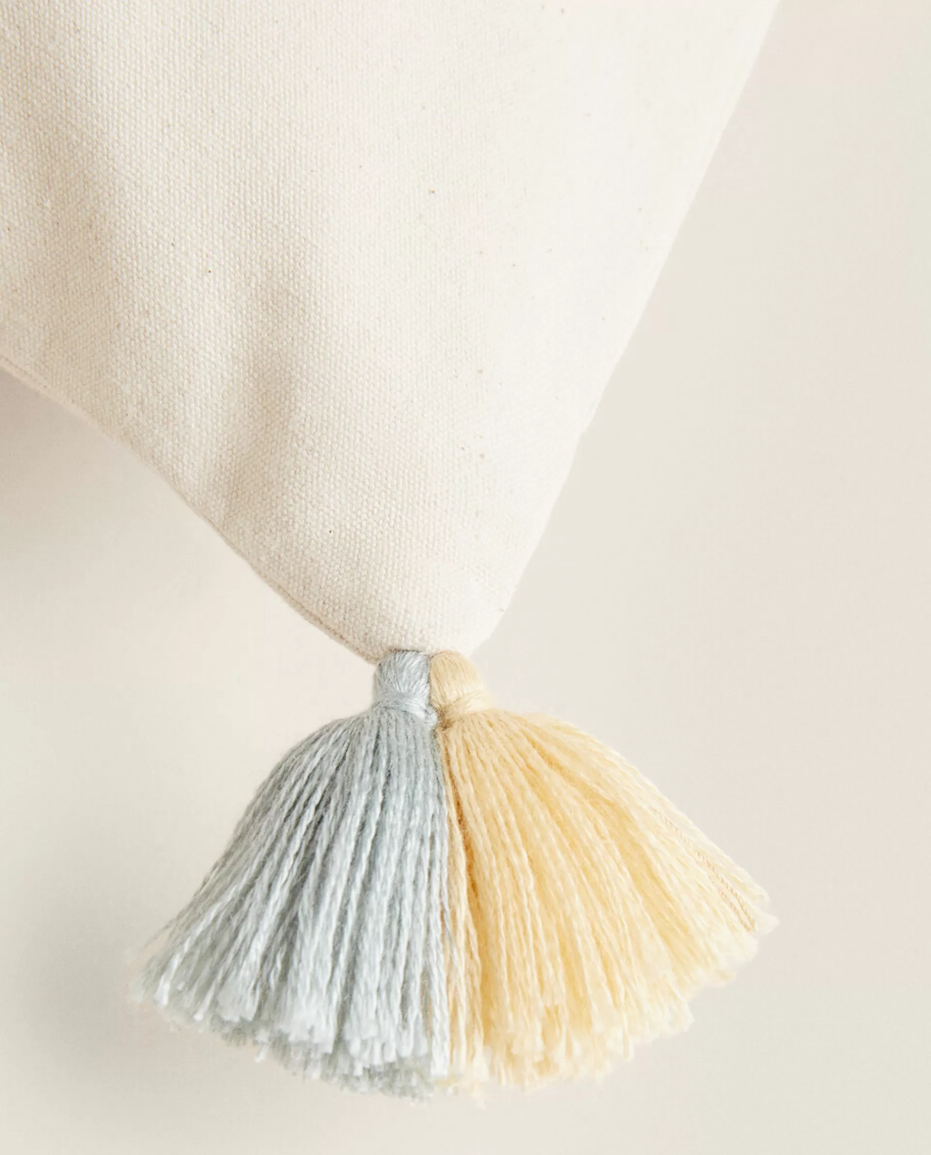 ZARA Home Peanuts™ Throw Pillow Cover With Tassels Multicolored Best Sale