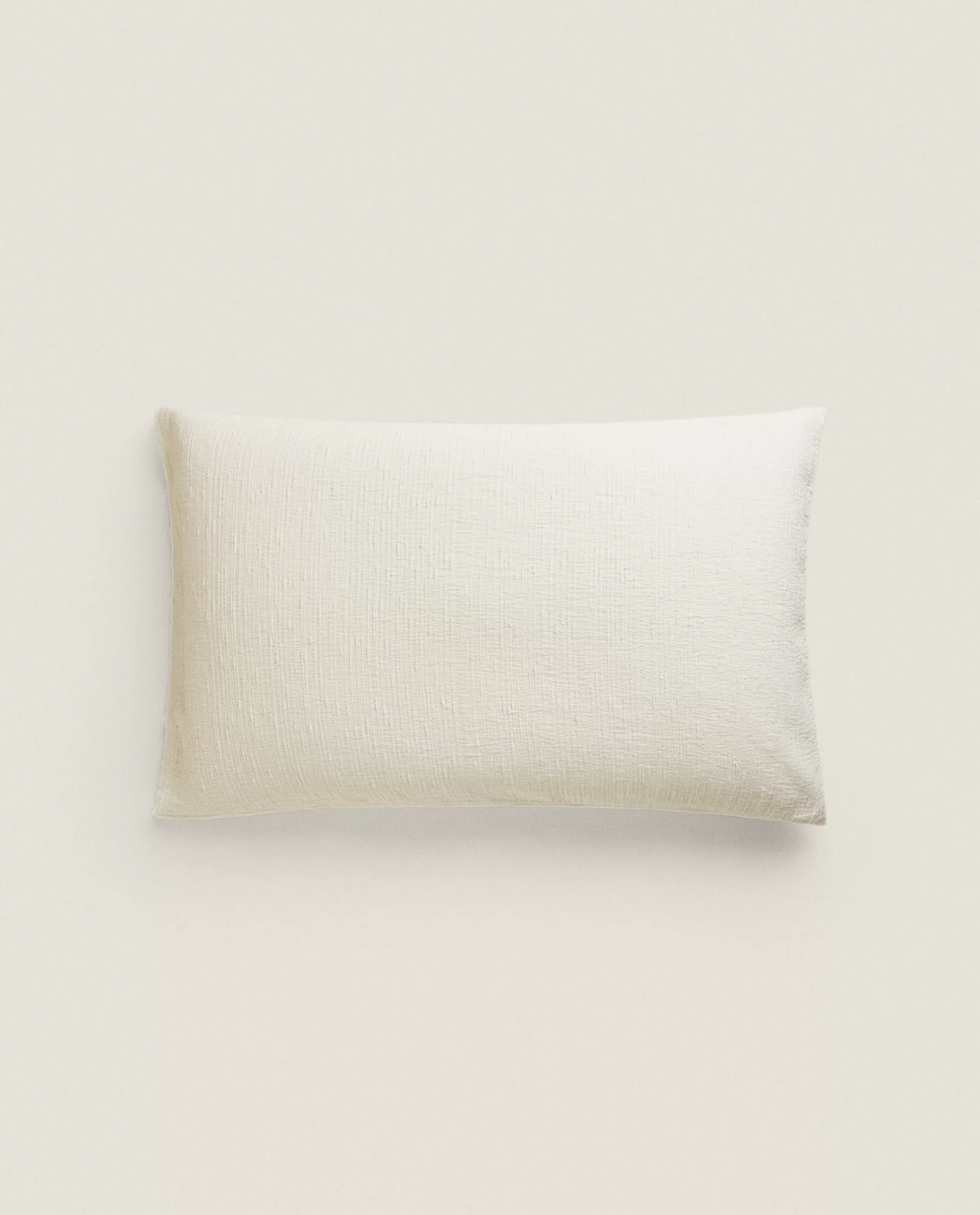 pillowcase_with_bedspread_quilt_effect_4-3.webp ZARA Home Pillowcase With Bedspread Quilt Effect Cream Shop