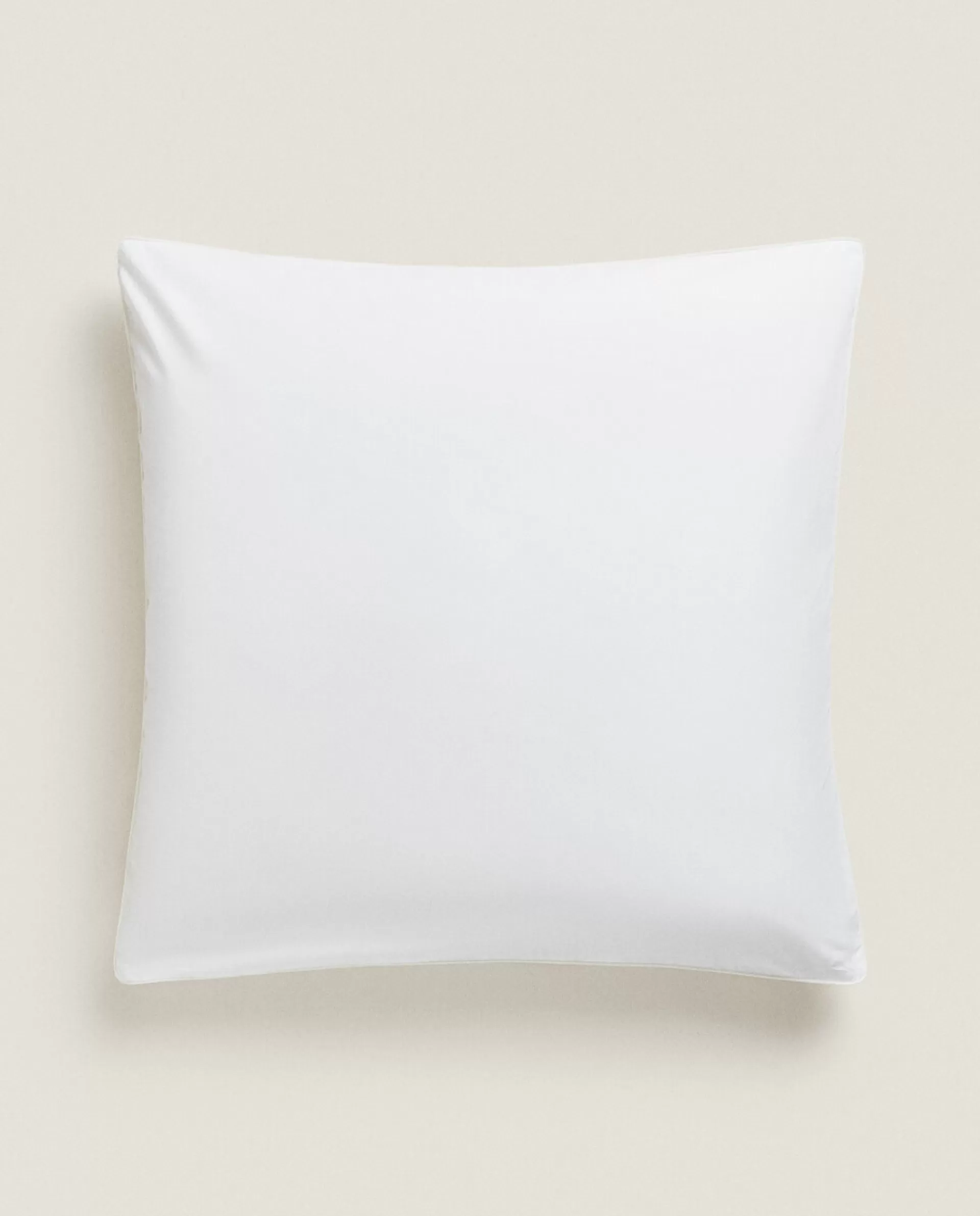 ZARA Home Pillowcase With Colored Piping Detail Cream Store