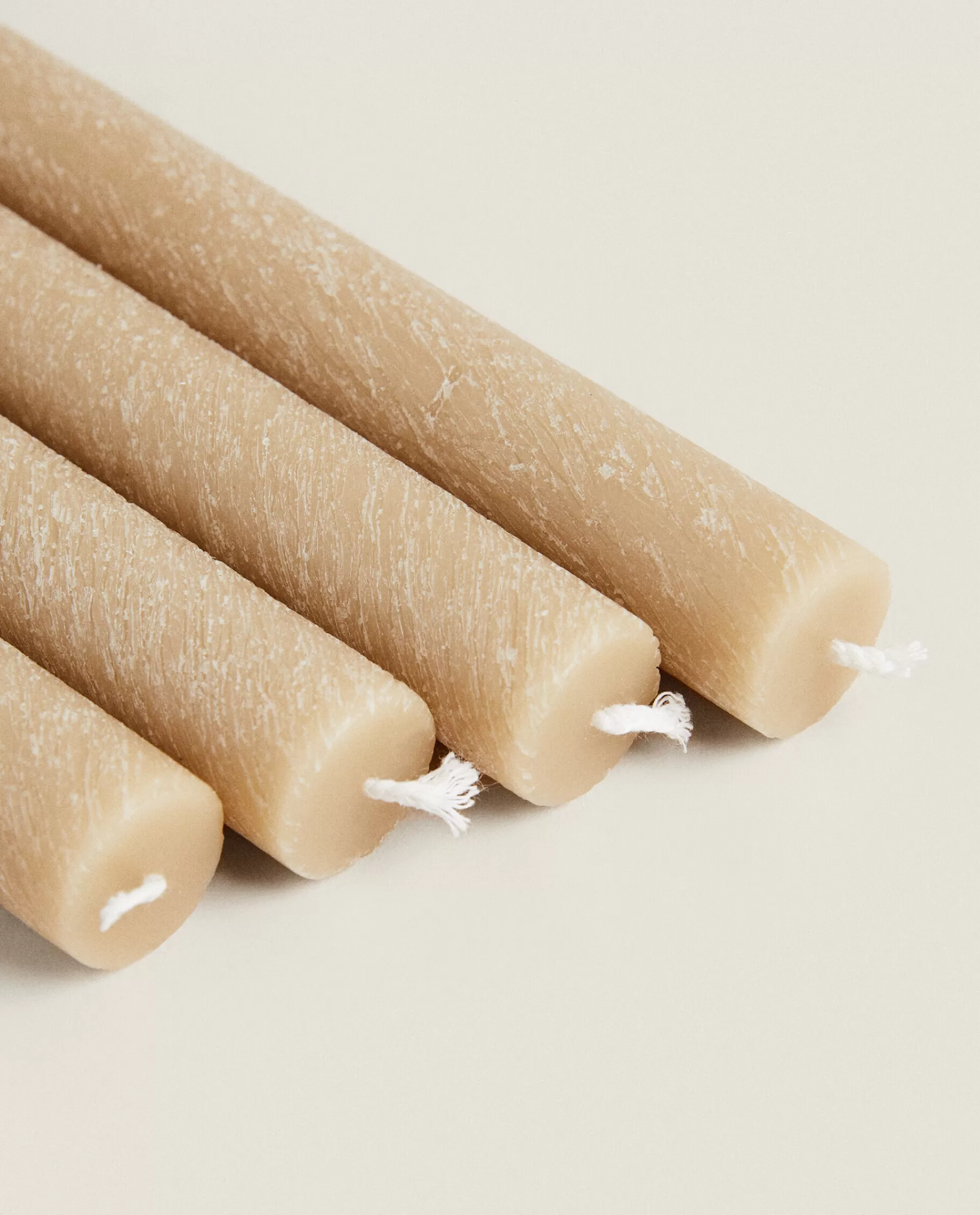 plain_candle_pack_of__3-2.webp ZARA Home Plain Candle (Pack Of 4) Orange Online