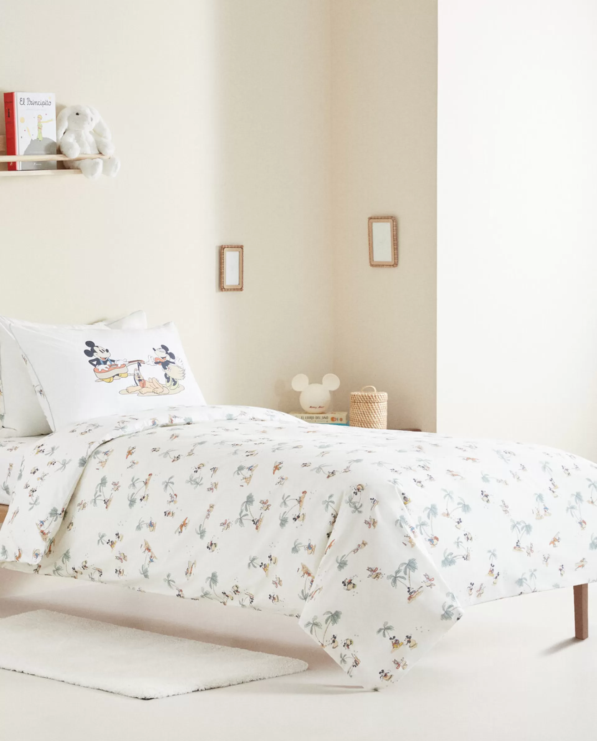 ZARA Home Reversible © Disney Duvet Cover Green Flash Sale