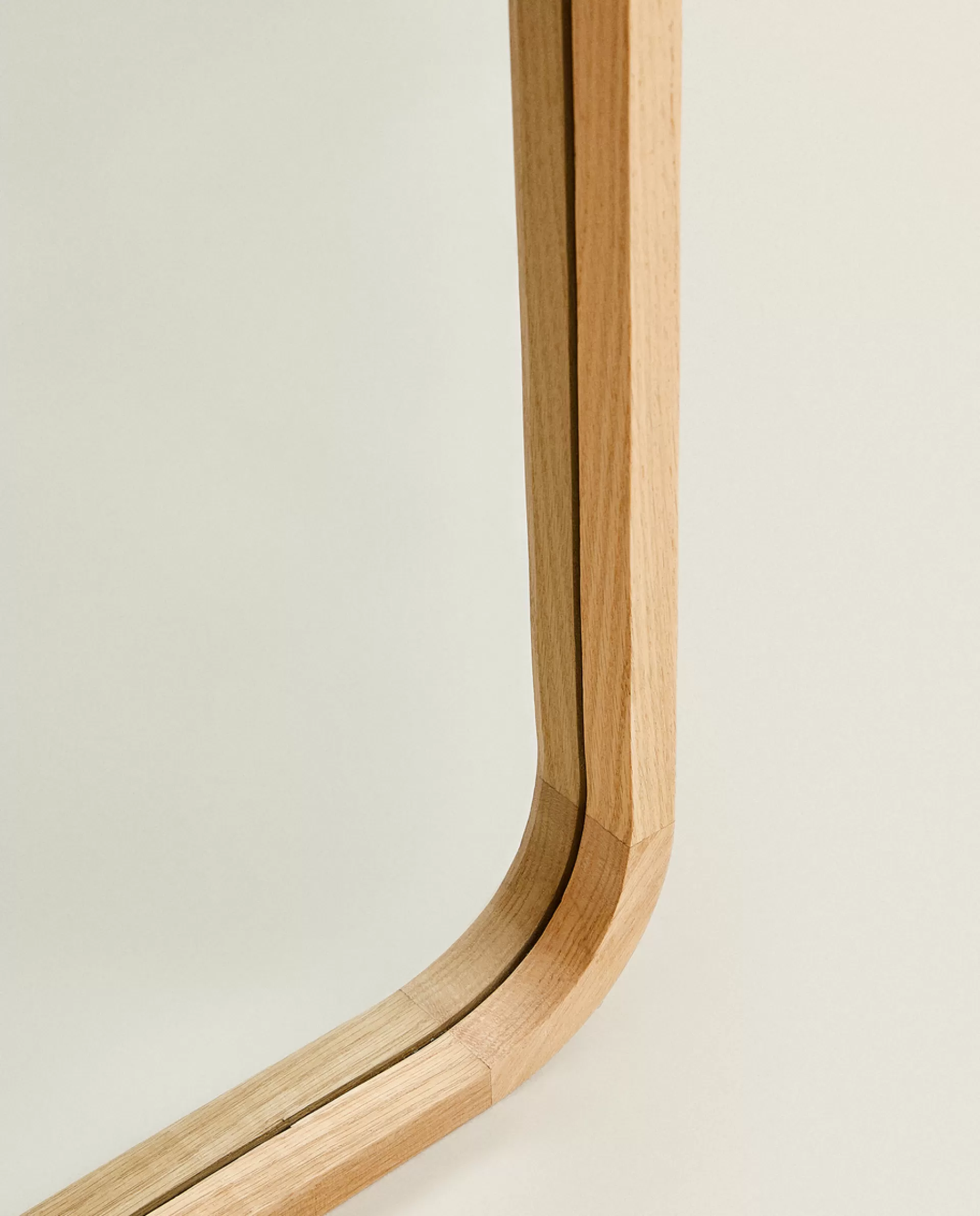 ZARA Home Round Full-Length Mirror With Frame Natural Colour Hot